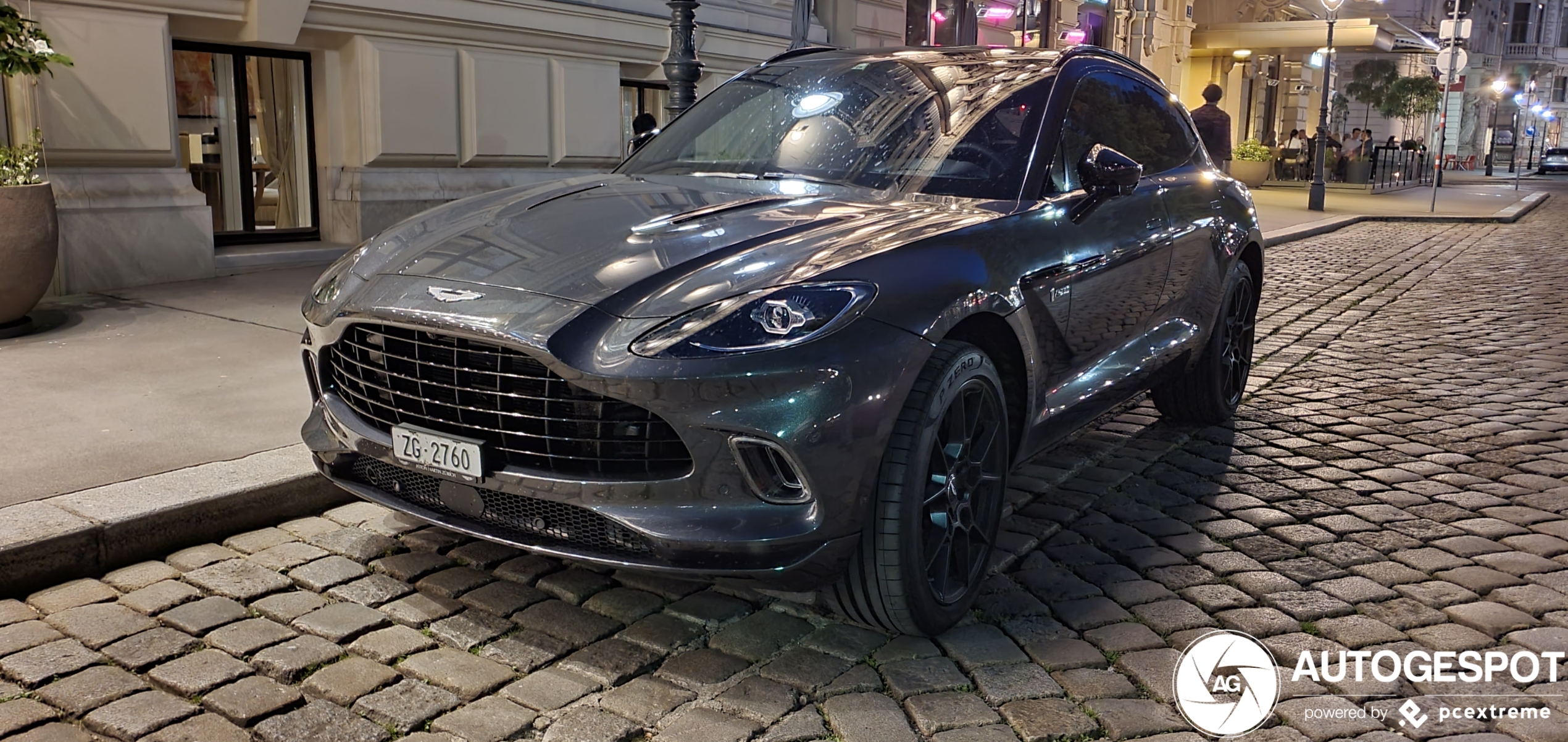 Aston Martin DBX