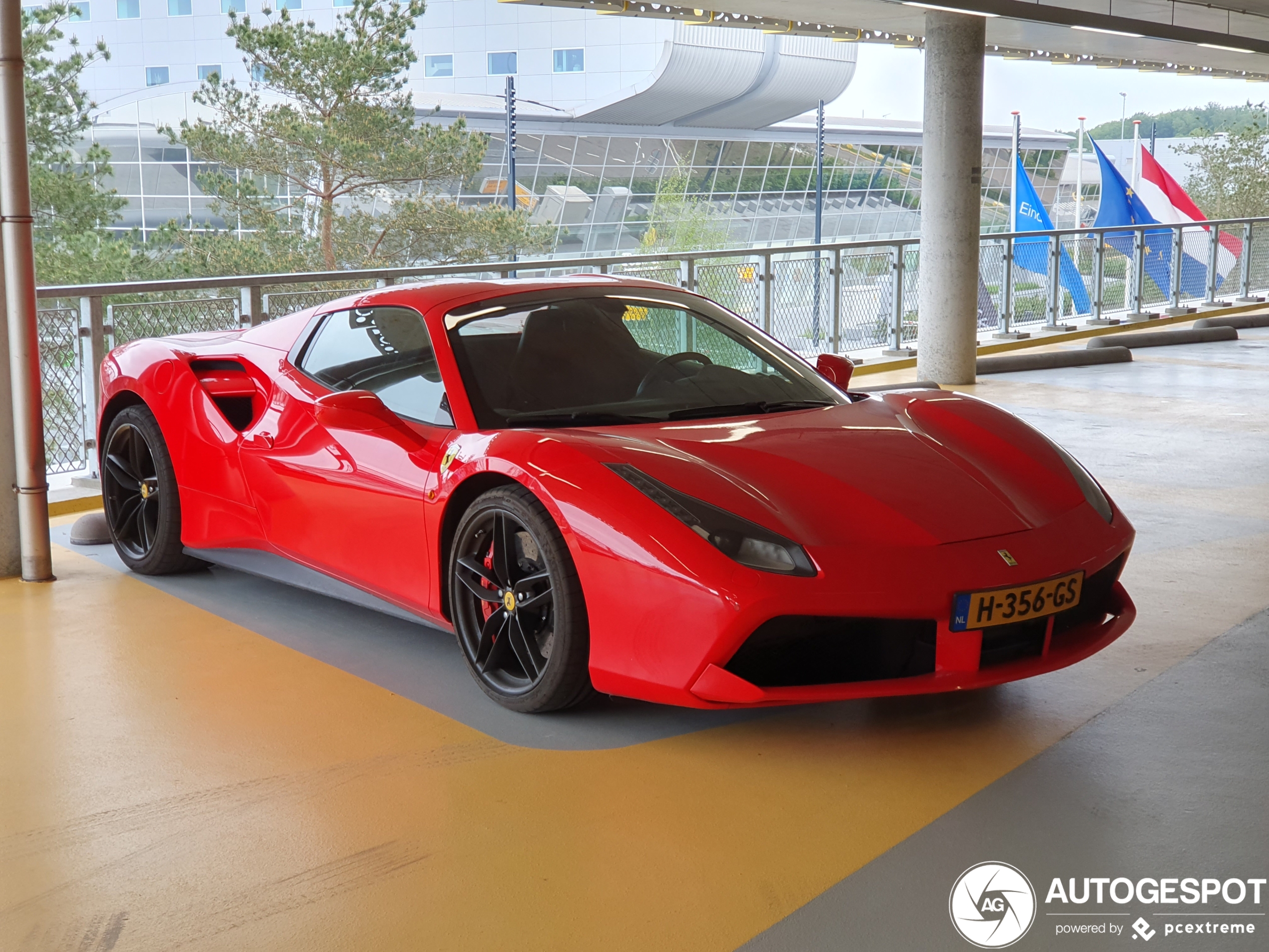 Ferrari 488 Spider