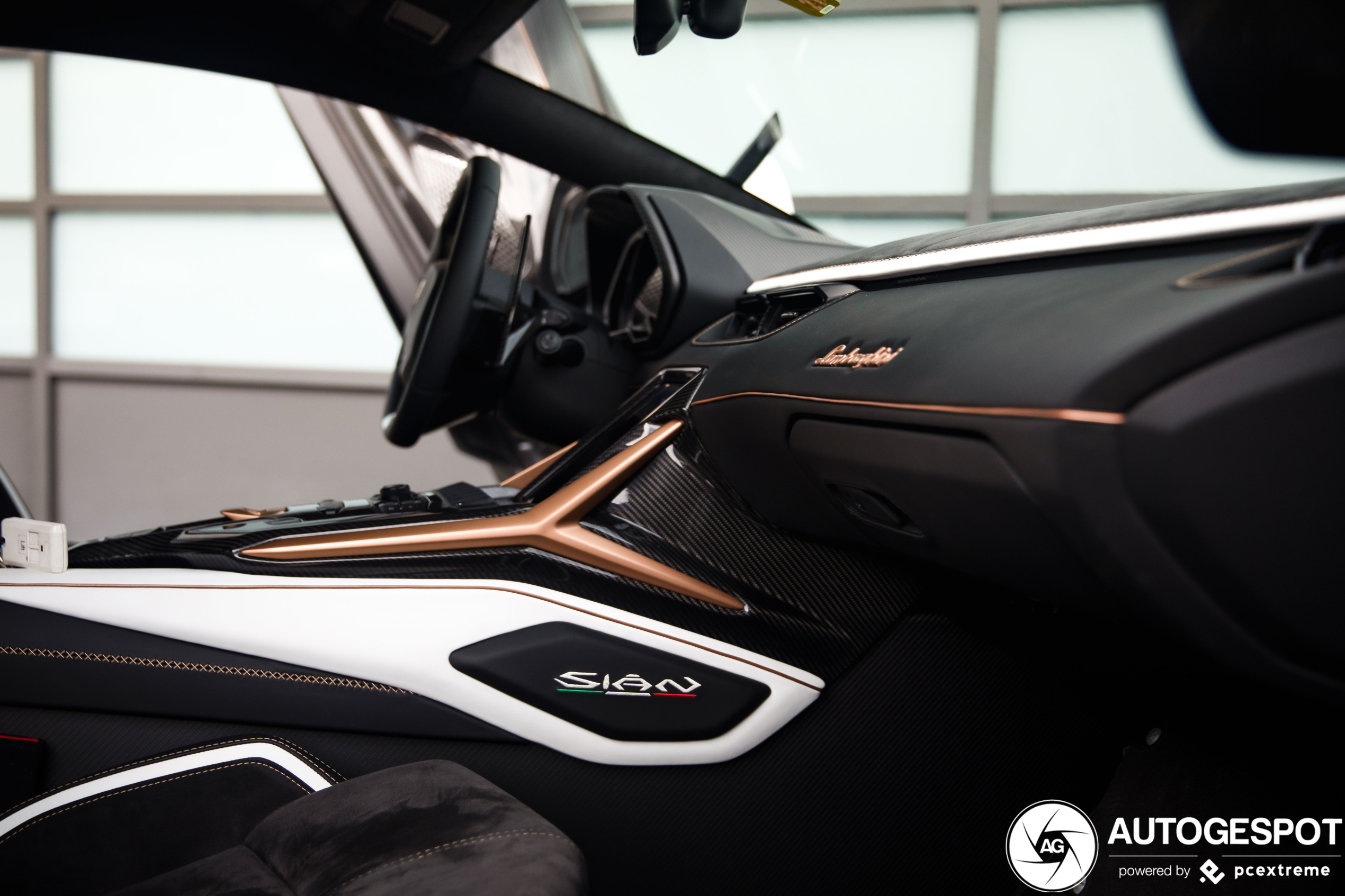 Lamborghini Sián FKP 37 - 04 June 2021 - Autogespot