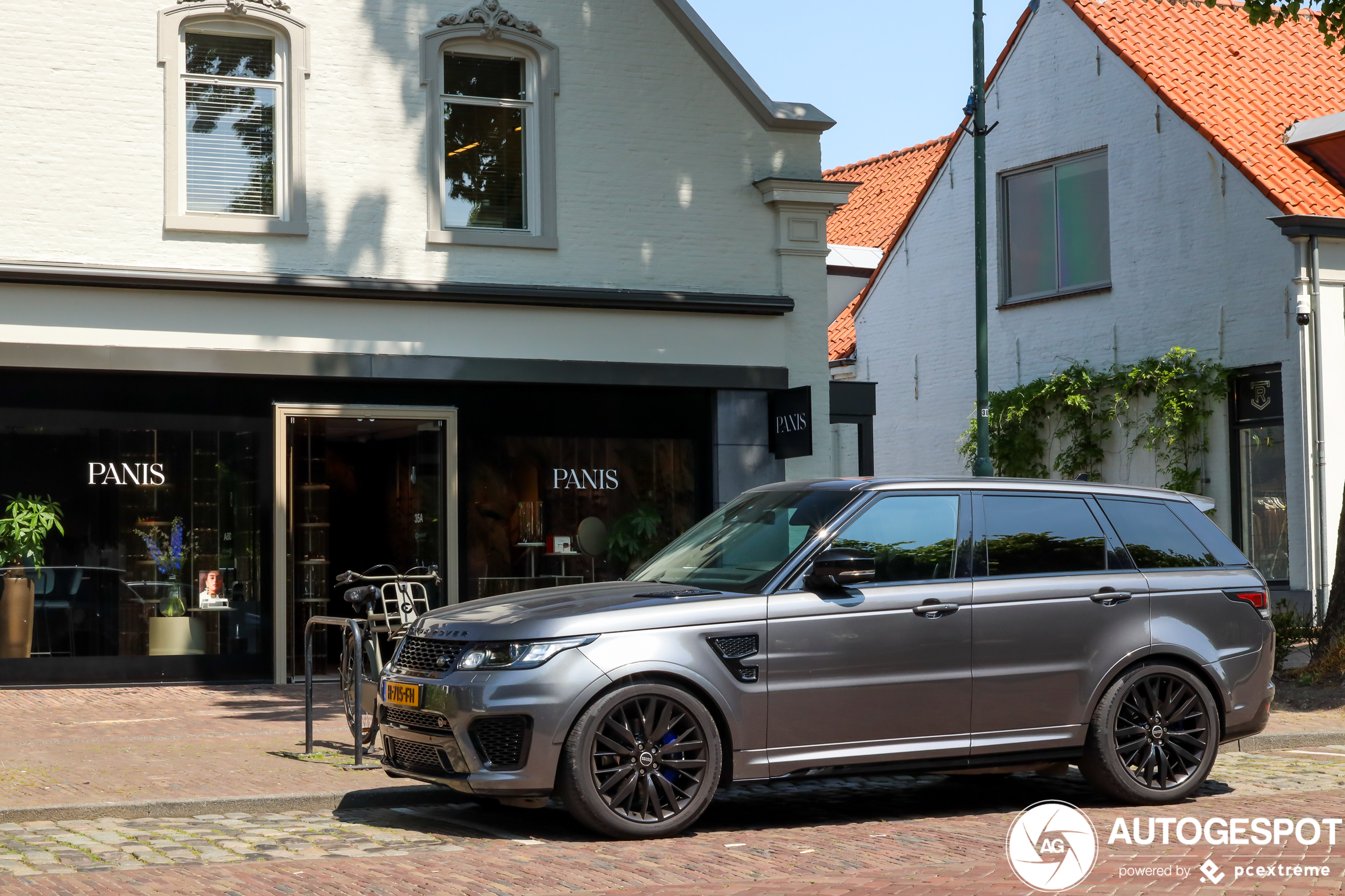 Land Rover Range Rover Sport SVR