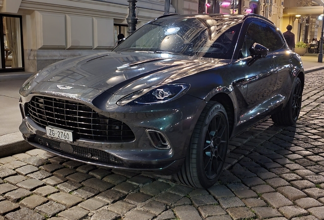 Aston Martin DBX