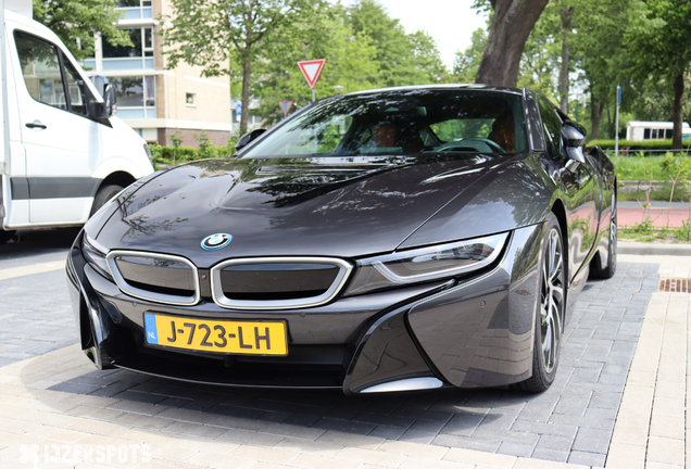 BMW i8 2018