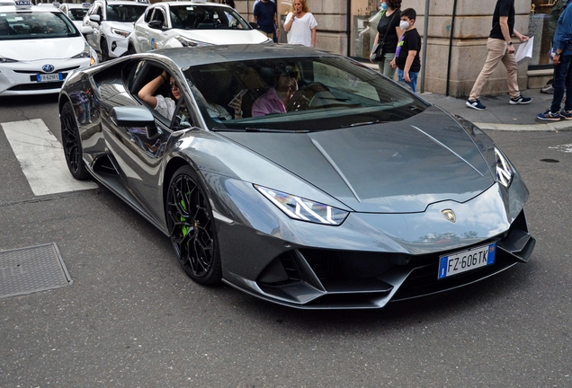 Lamborghini Huracán LP640-4 EVO