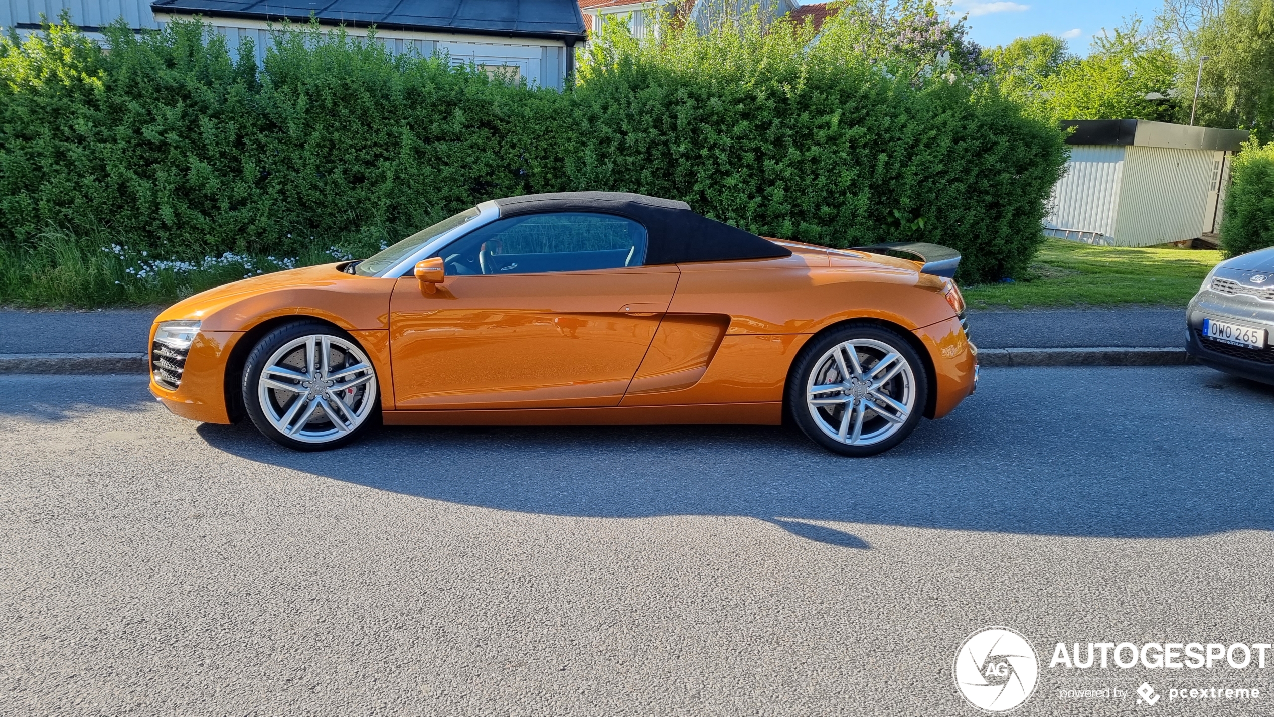 Audi R8 V8 Spyder 2013