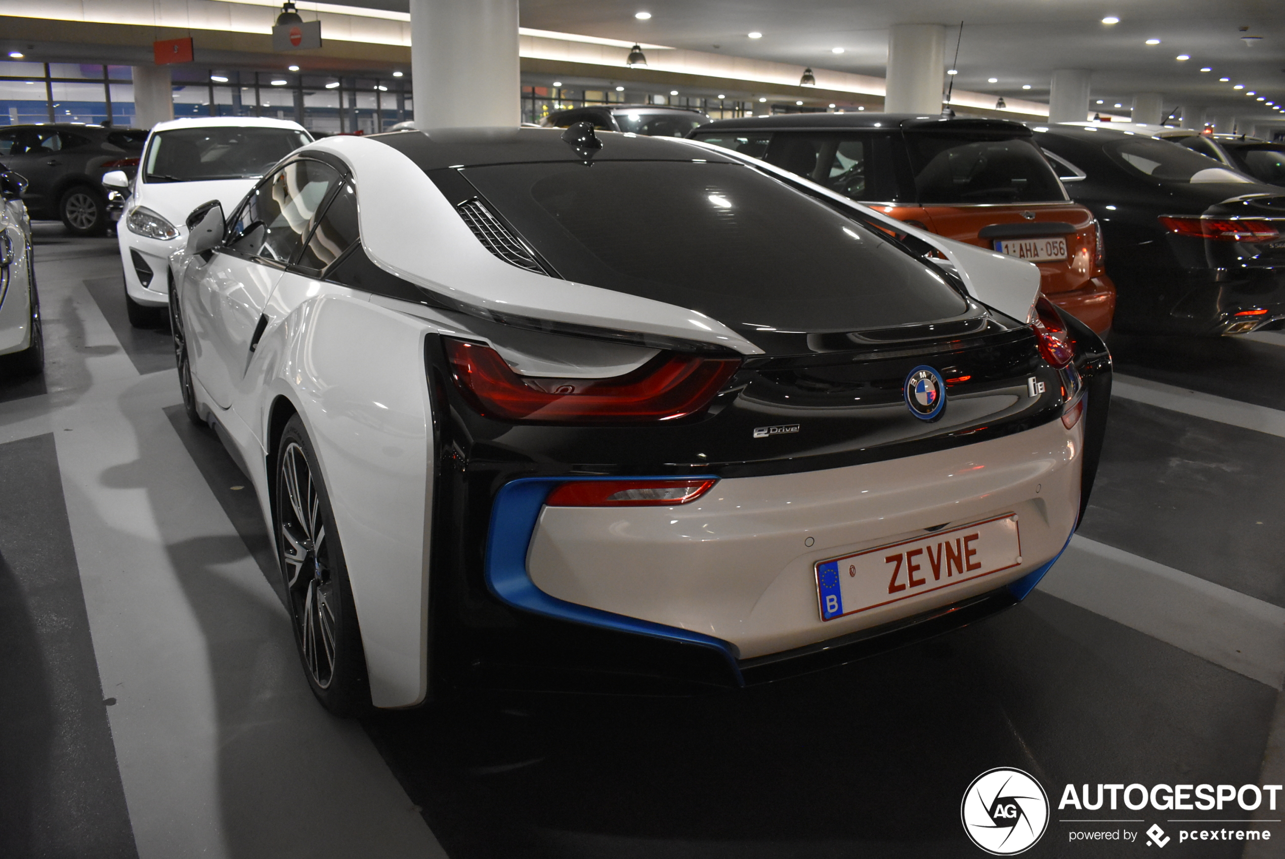 BMW i8