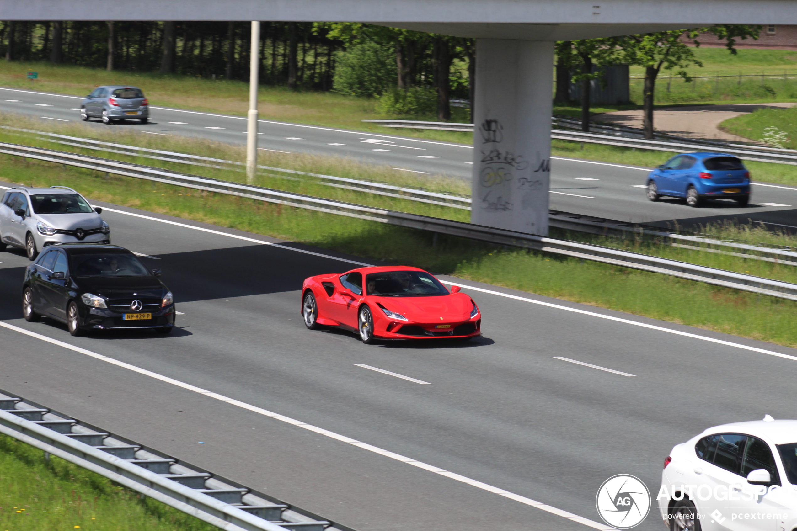 Ferrari F8 Tributo