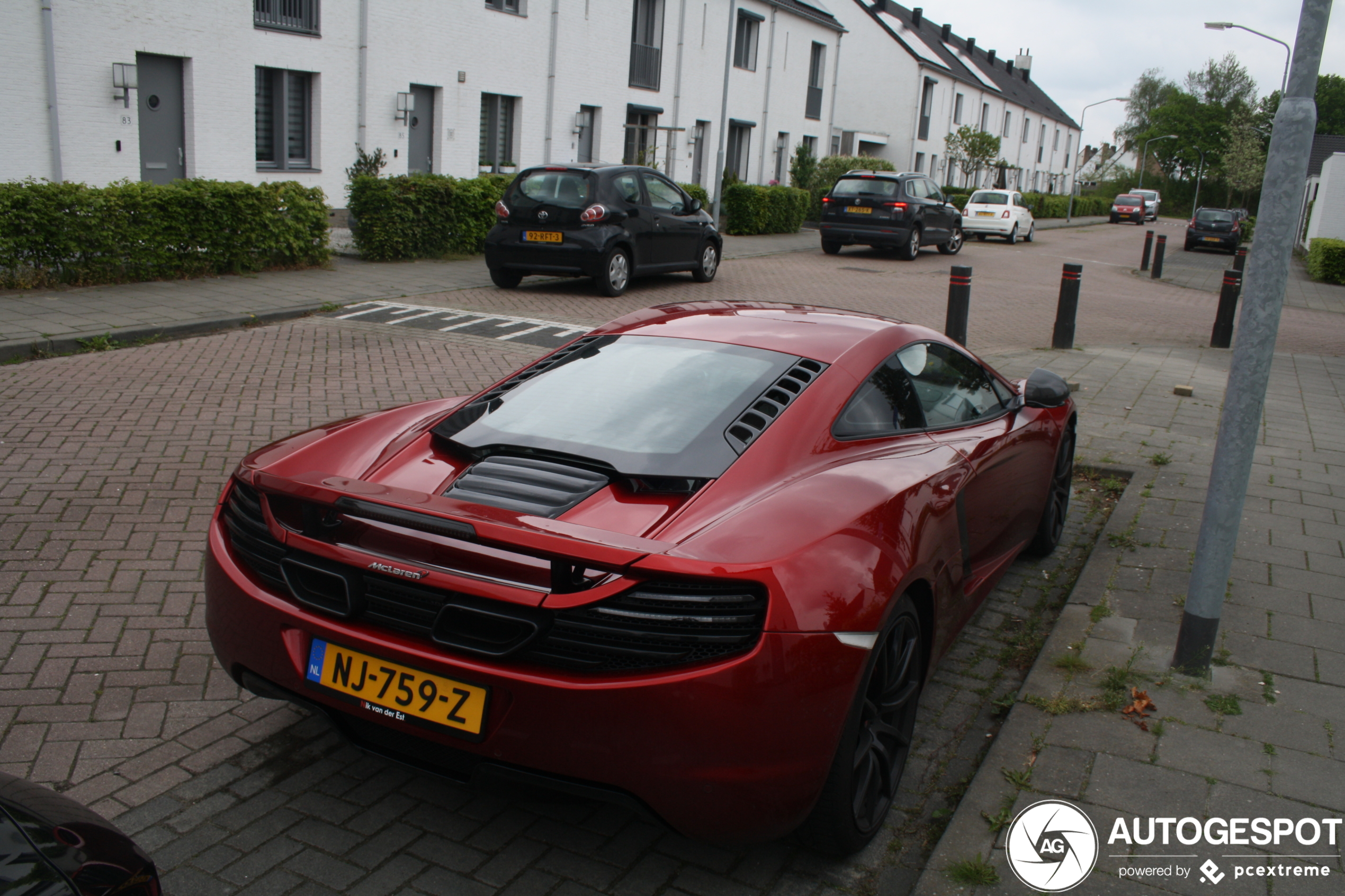 McLaren 12C