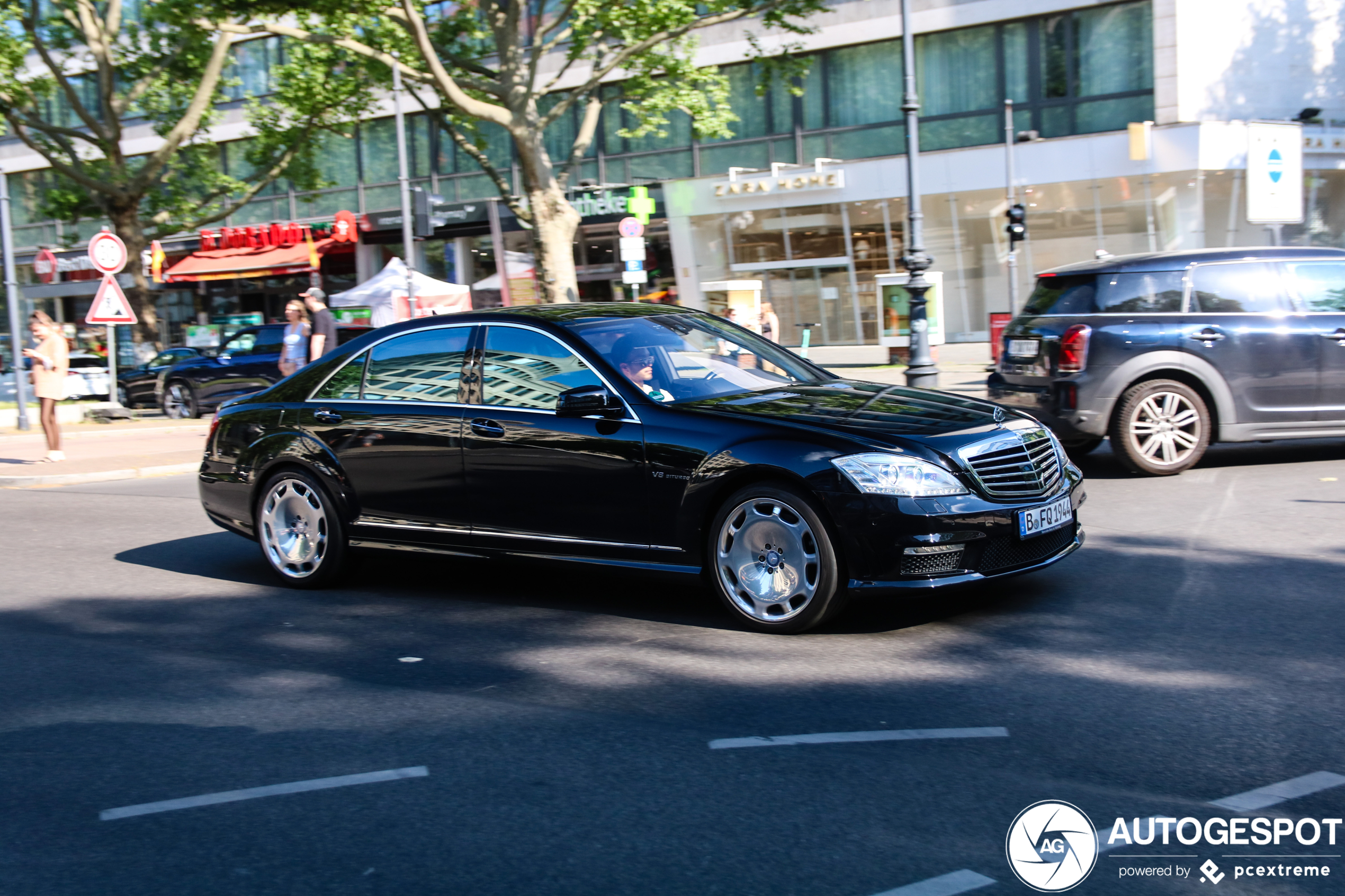 Mercedes-Benz S 63 AMG W221 2011