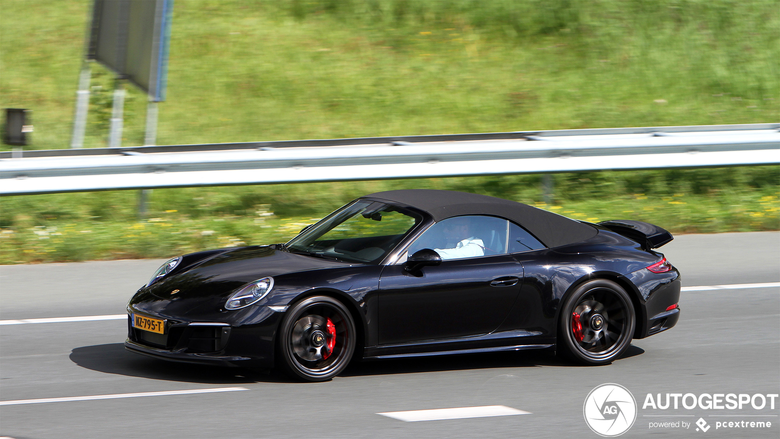 Porsche 991 Carrera GTS Cabriolet MkII