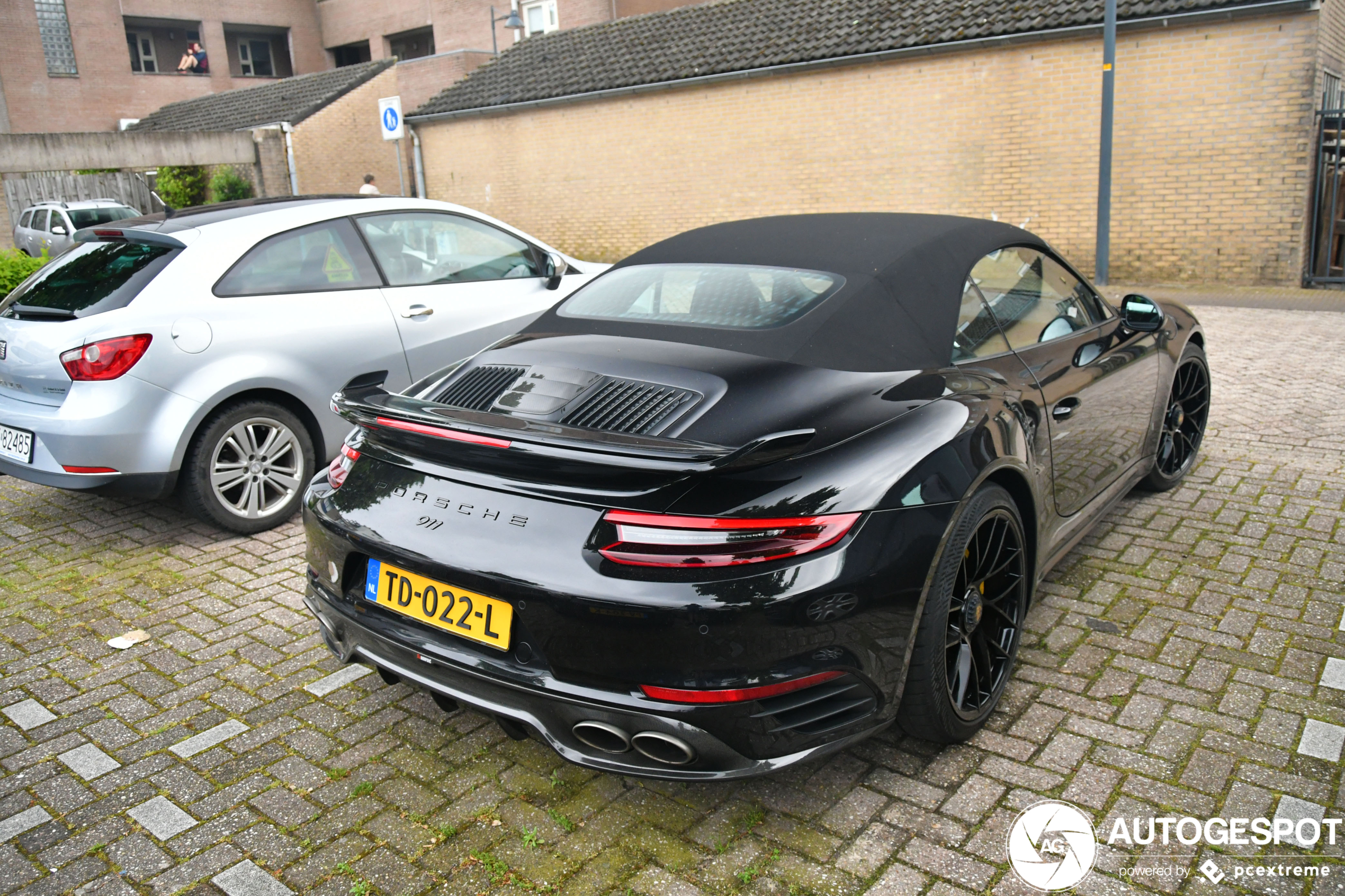 Porsche 991 Turbo S Cabriolet MkII