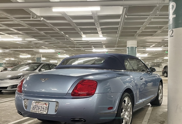 Bentley Continental GTC