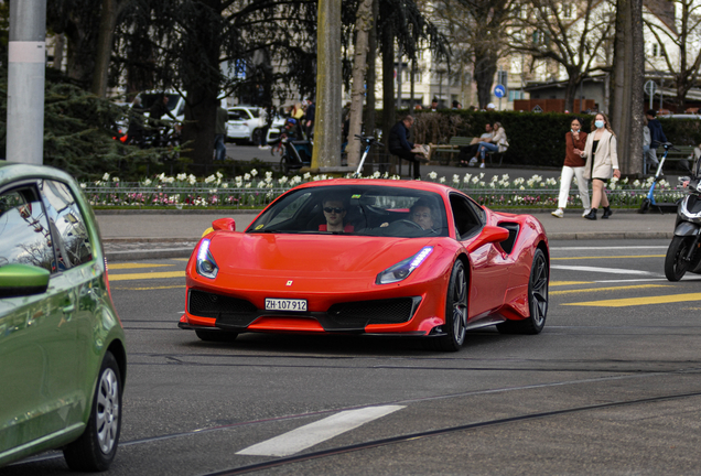 Ferrari 488 Pista