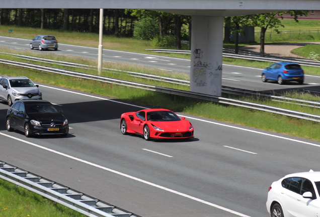 Ferrari F8 Tributo