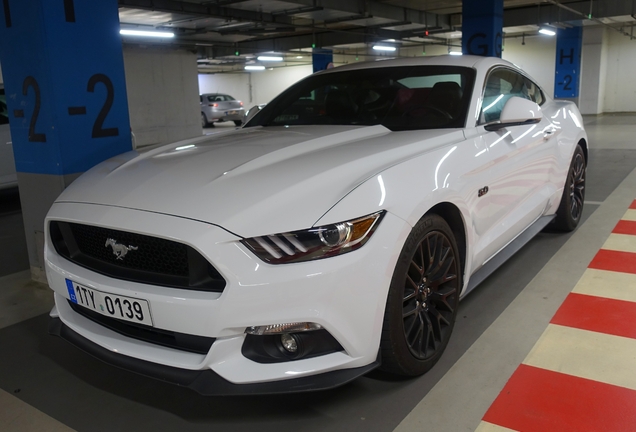 Ford Mustang GT 2015