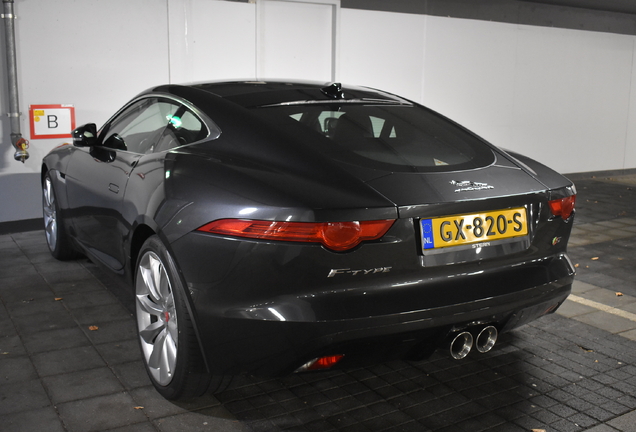 Jaguar F-TYPE S Coupé