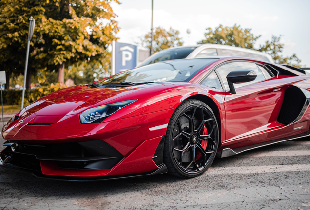 Lamborghini Aventador LP770-4 SVJ