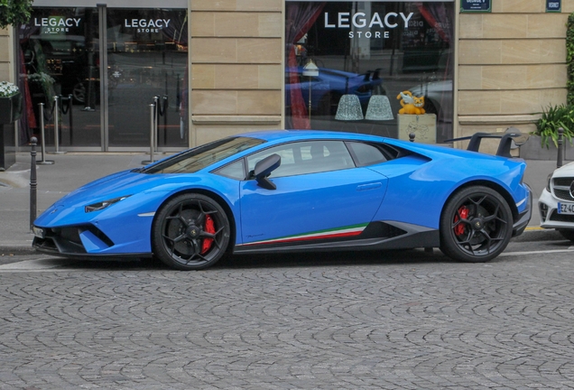 Lamborghini Huracán LP640-4 Performante