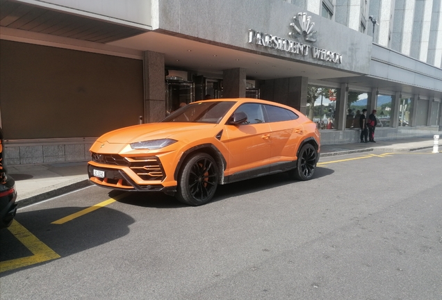 Lamborghini Urus