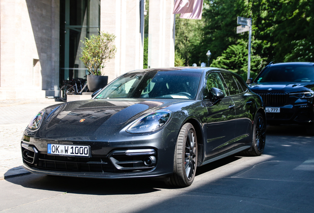 Porsche 971 Panamera GTS Sport Turismo