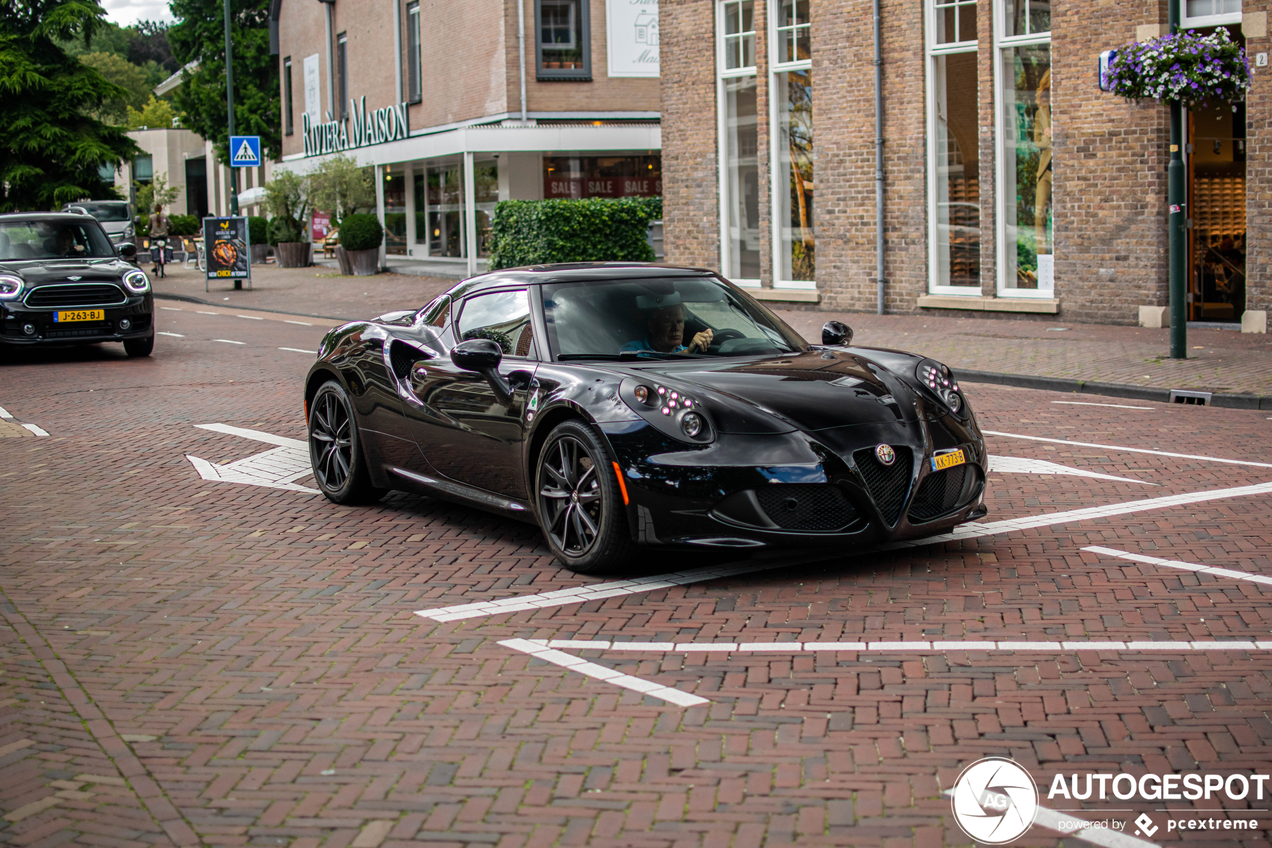 Alfa Romeo 4C Coupé