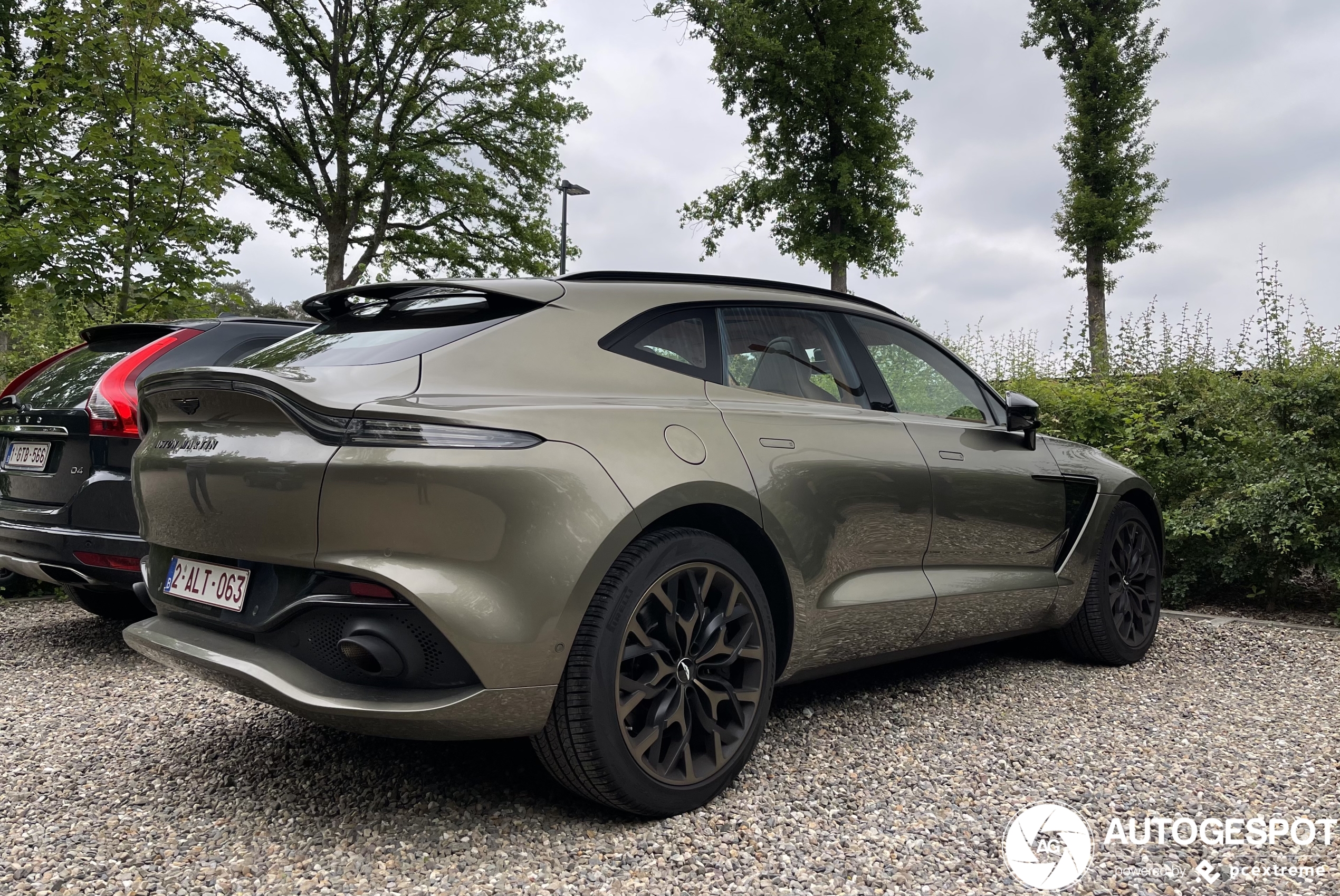 Aston Martin DBX