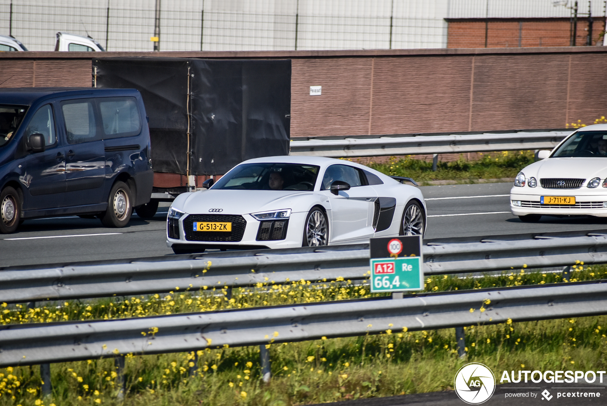 Audi R8 V10 Plus 2015