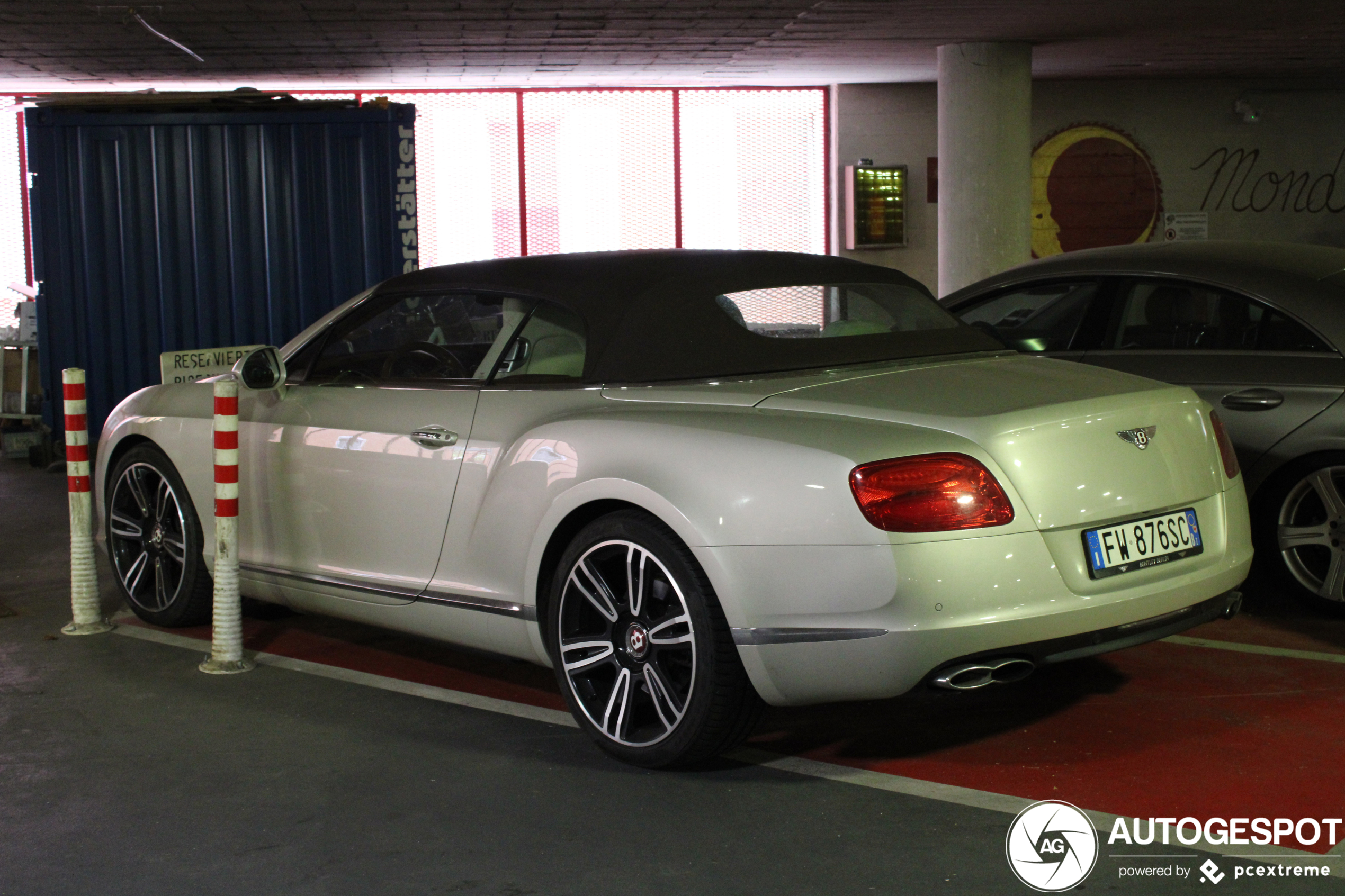 Bentley Continental GTC V8