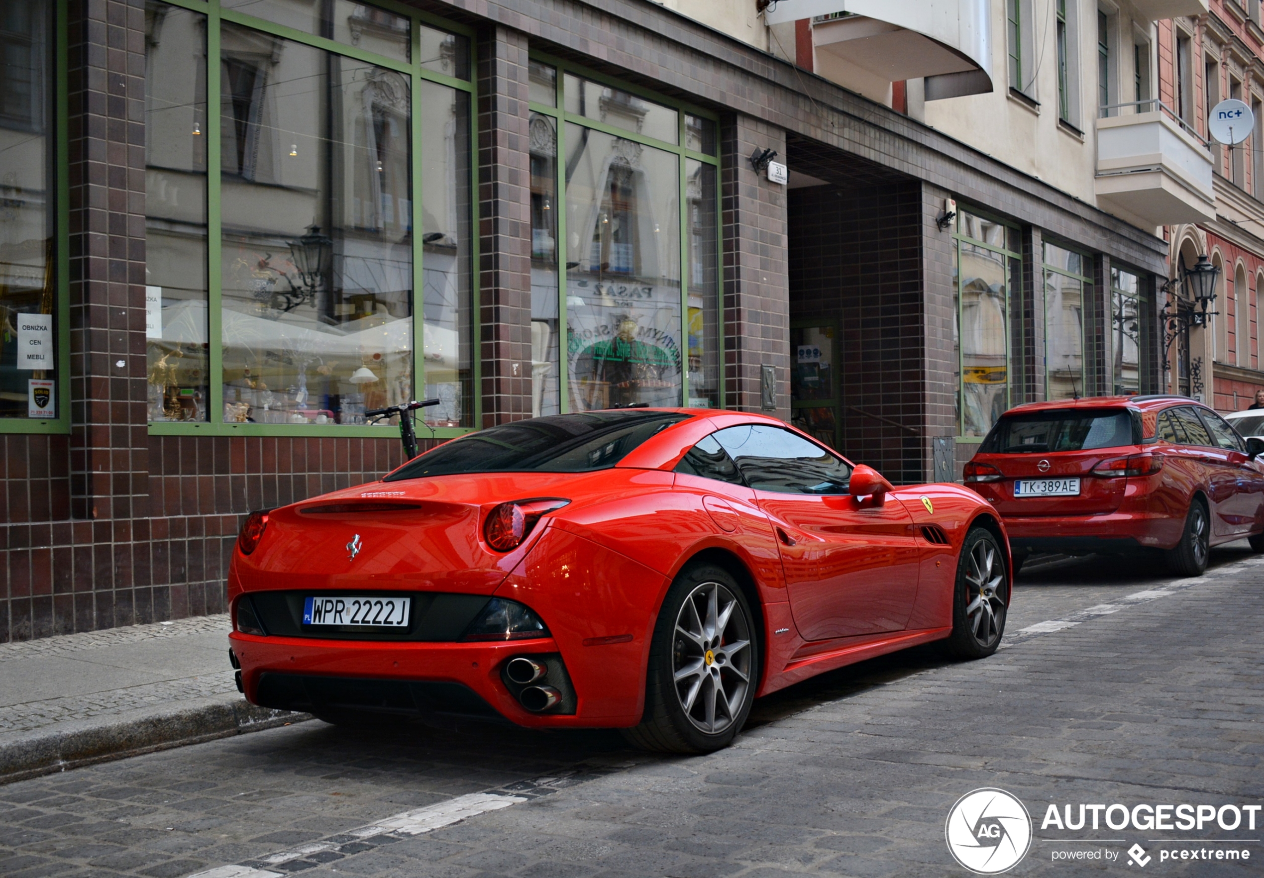 Ferrari California