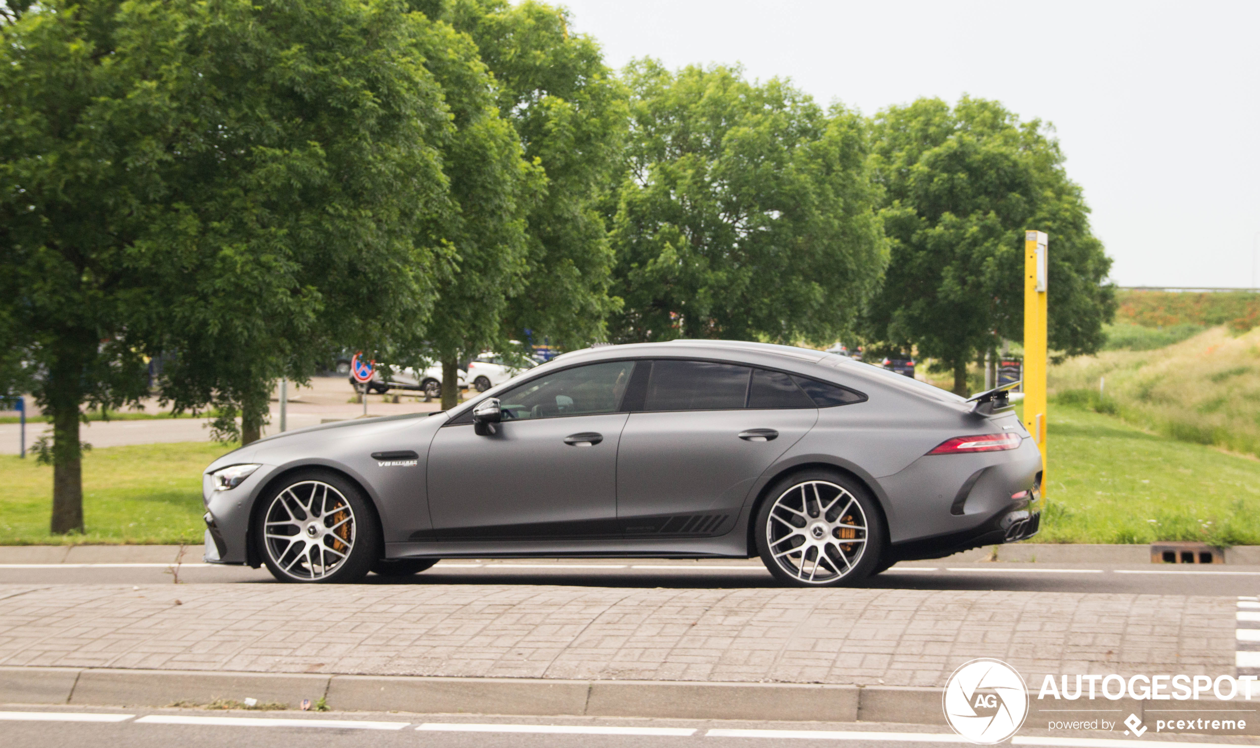 Mercedes-AMG GT 63 S X290