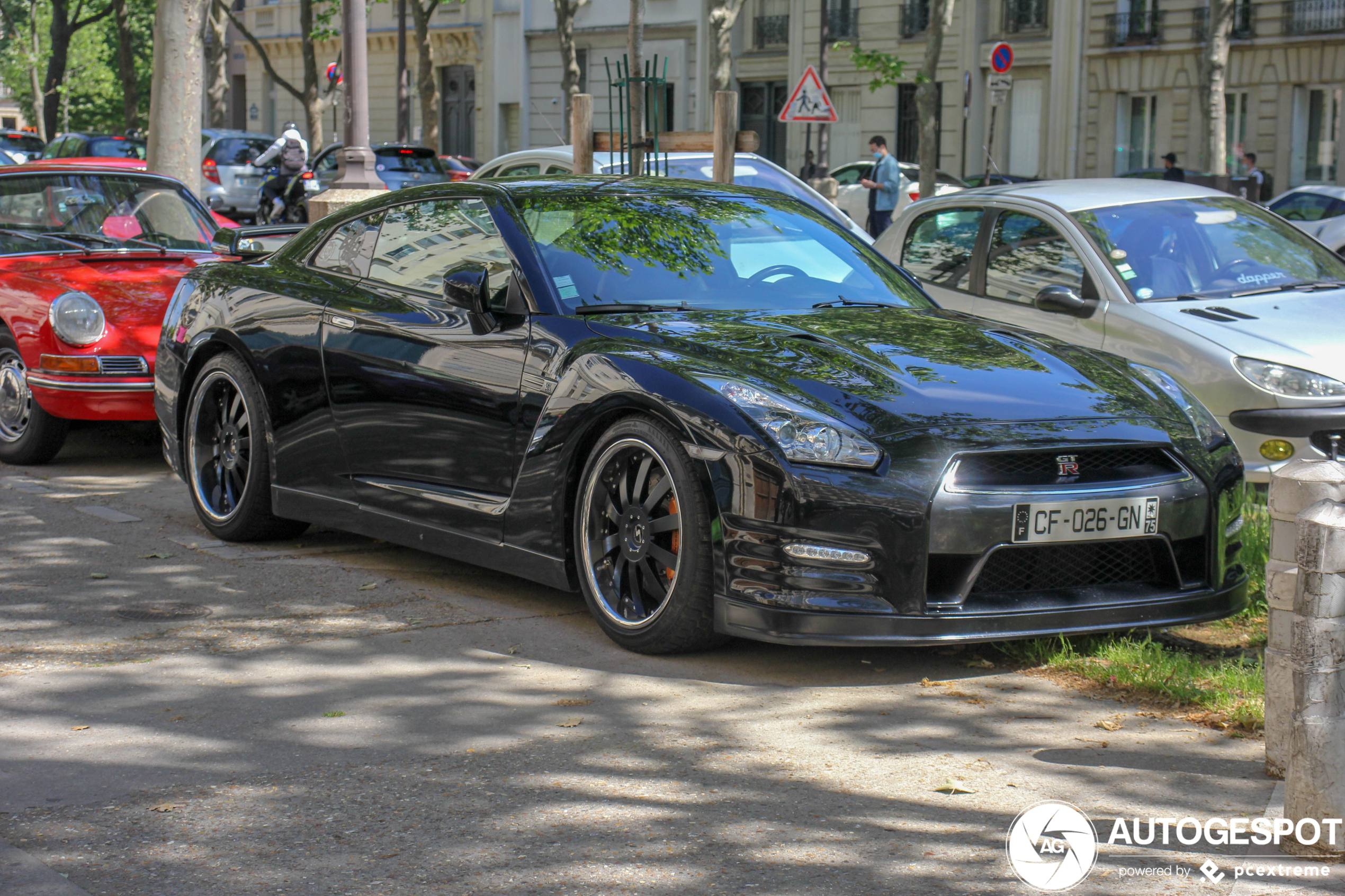 Nissan GT-R 2012