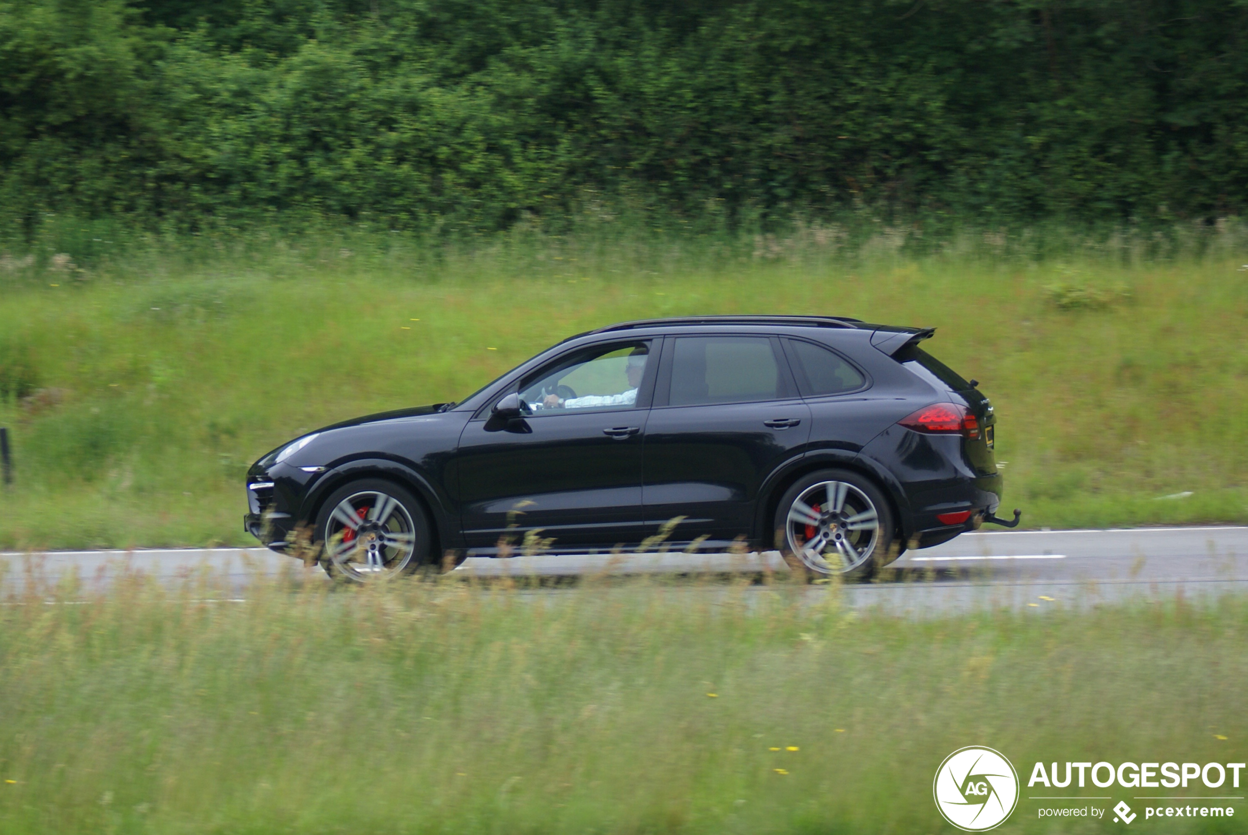 Porsche 958 Cayenne GTS