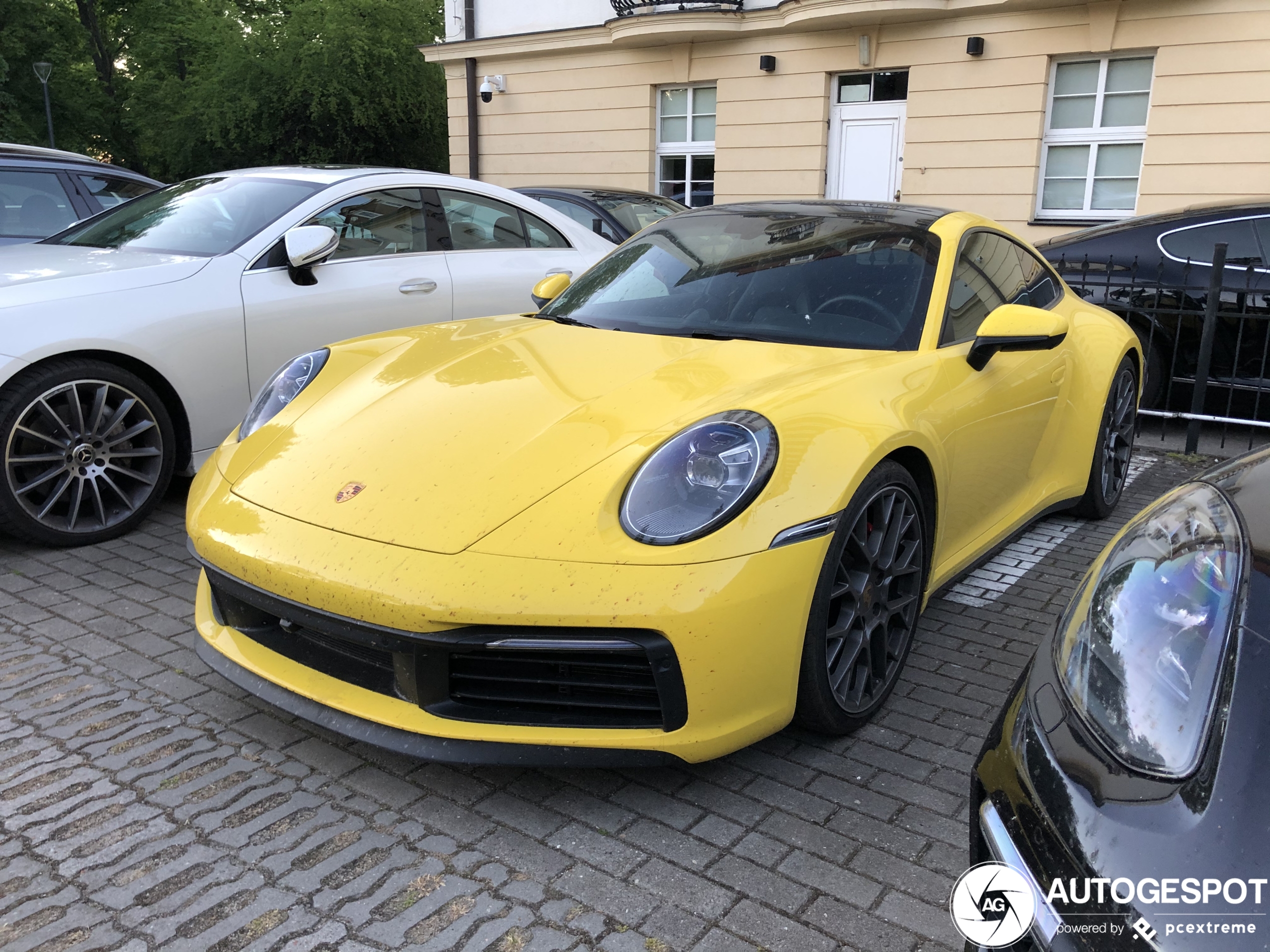 Porsche 992 Carrera 4S