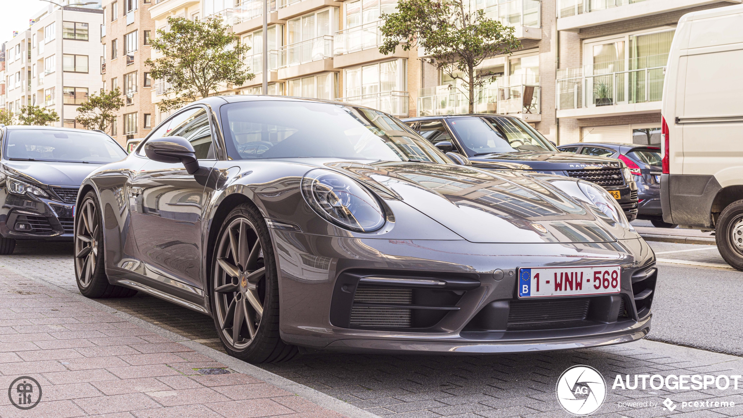 Porsche 992 Carrera 4S