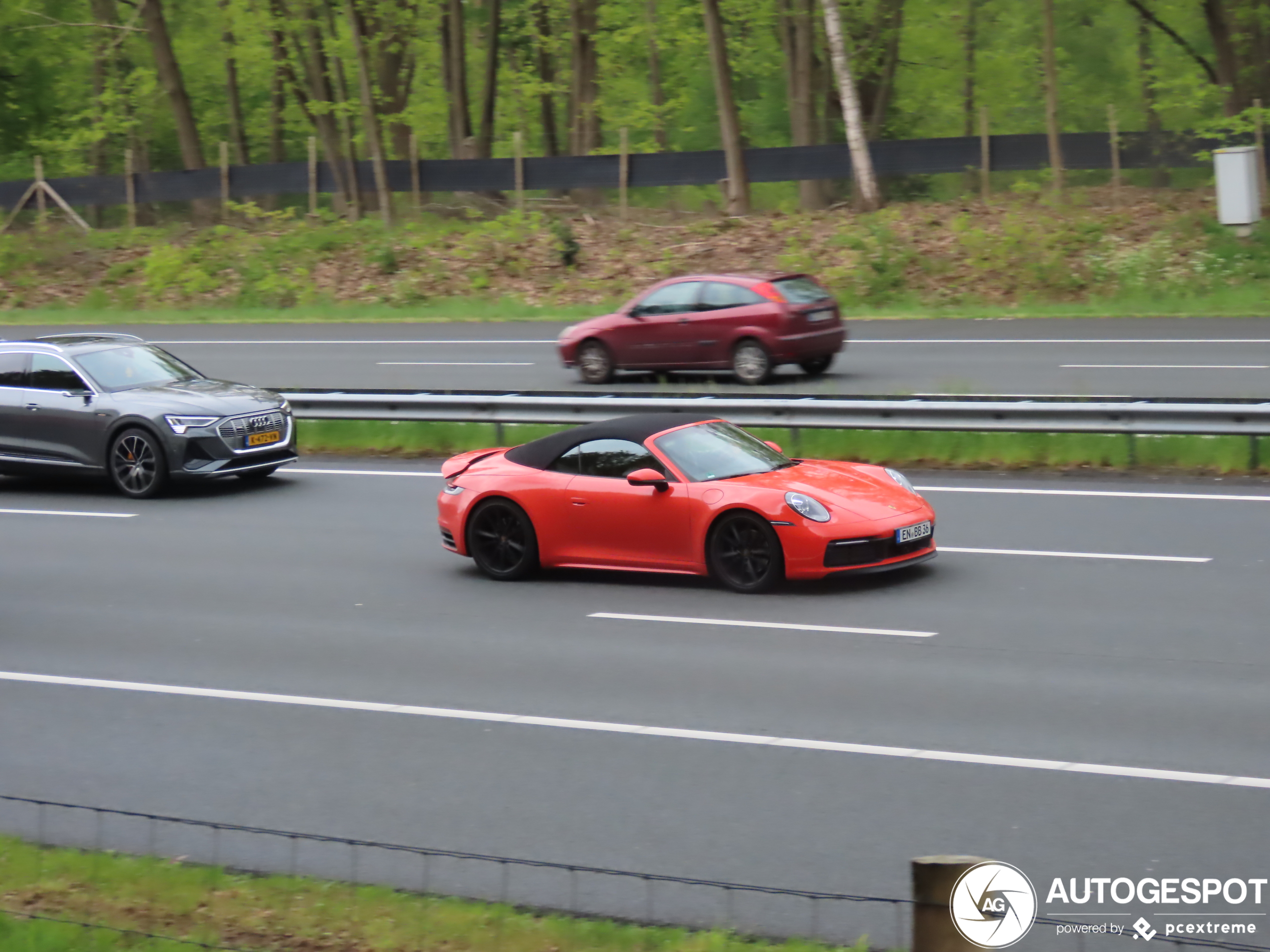 Porsche 992 Carrera 4S Cabriolet