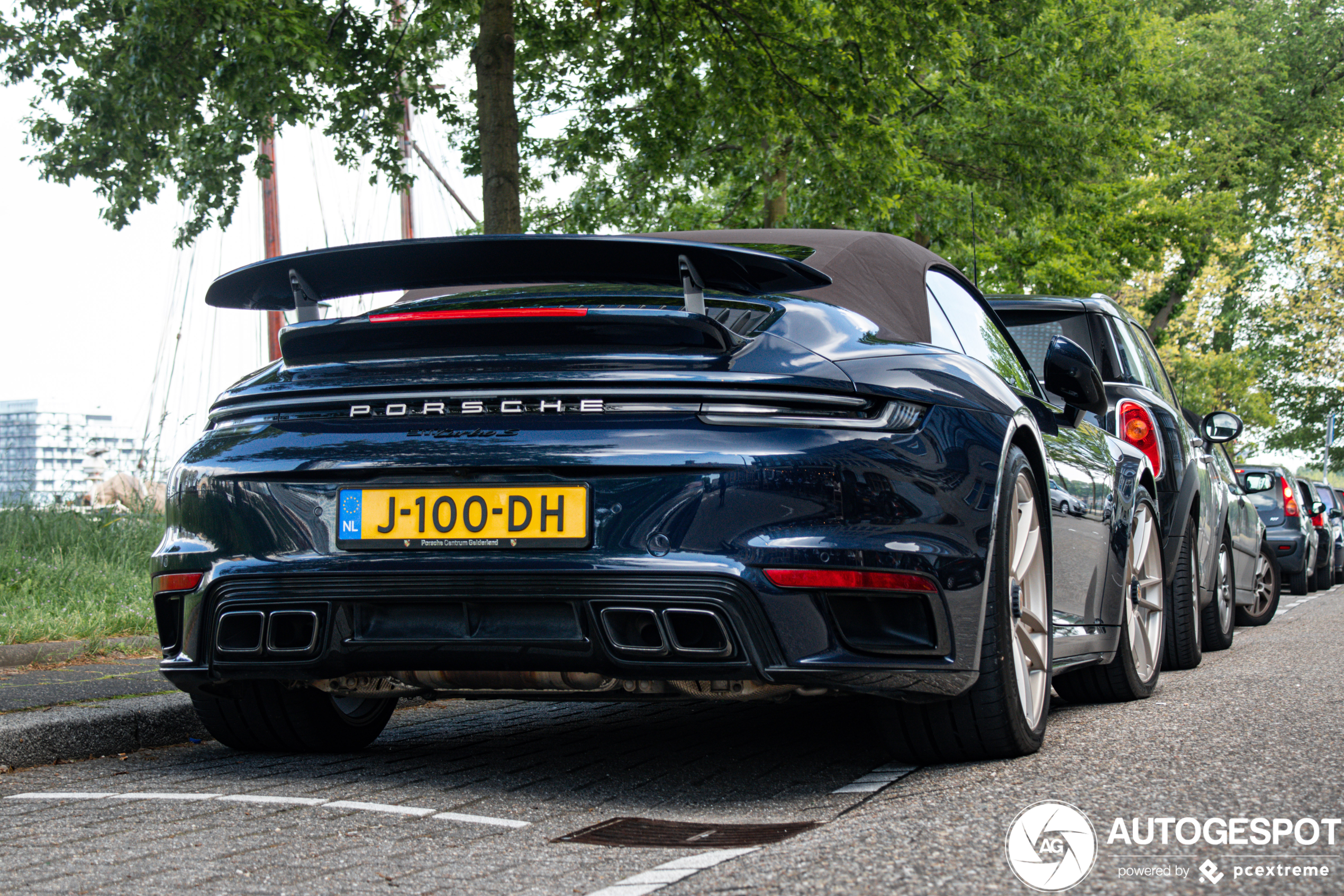 Porsche 992 Turbo S Cabriolet