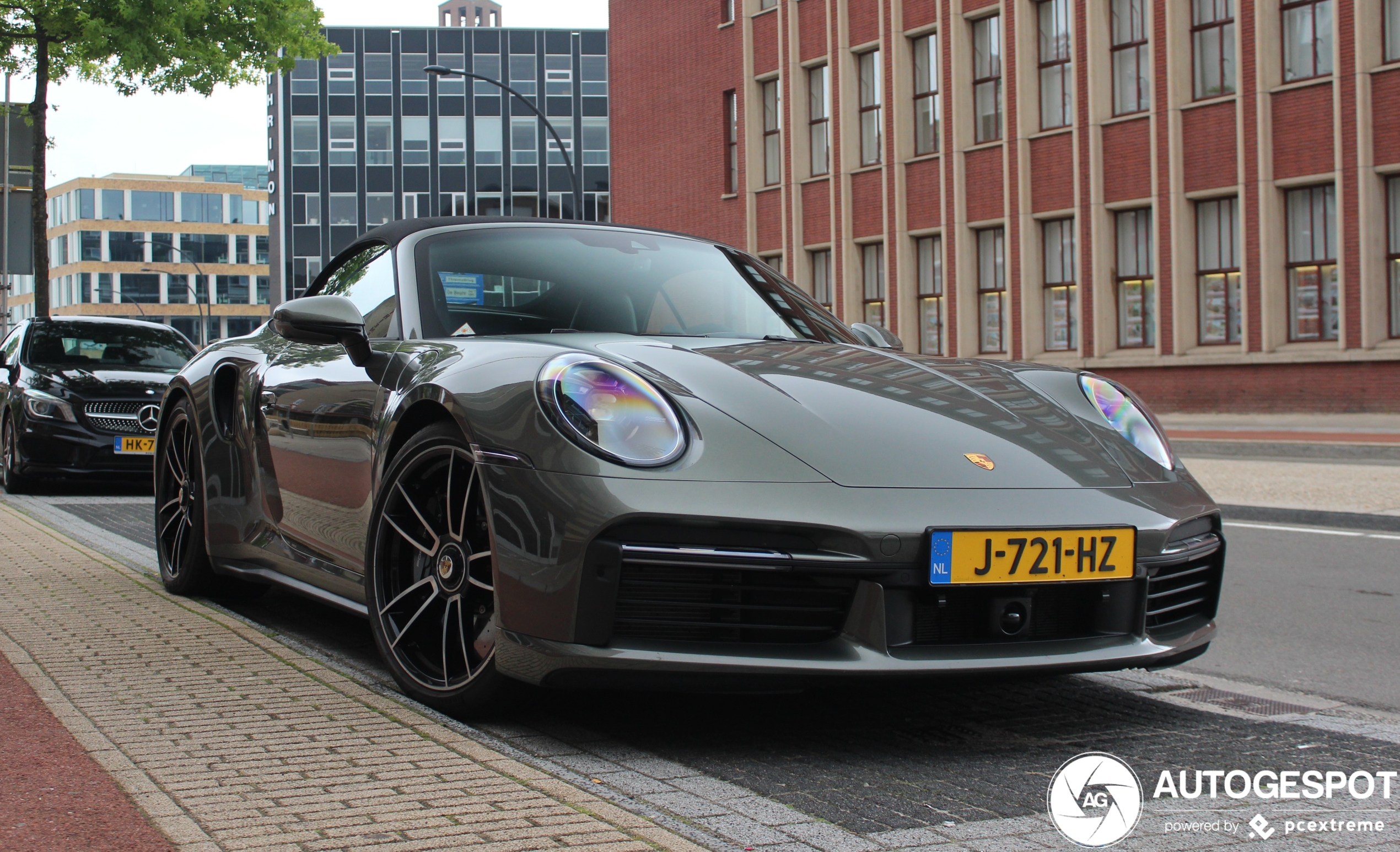 Porsche 992 Turbo S Cabriolet