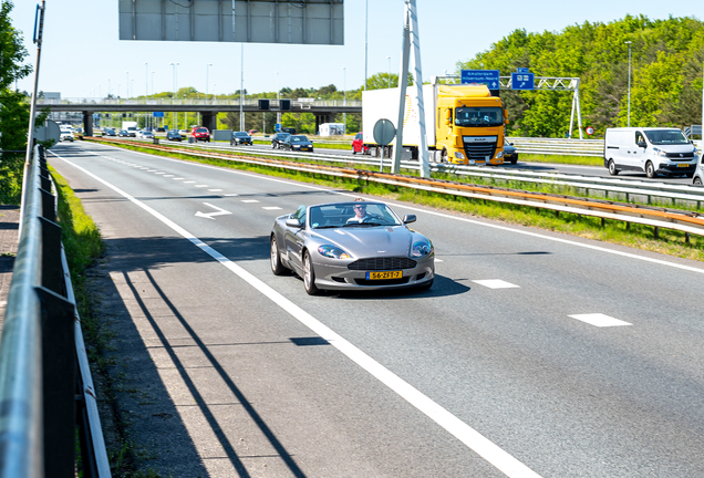 Aston Martin DB9 Volante