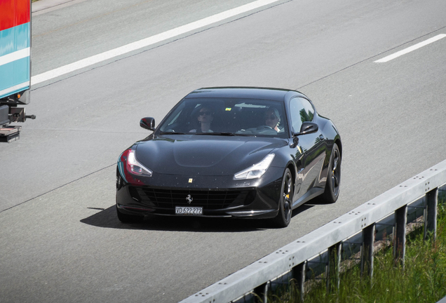 Ferrari GTC4Lusso