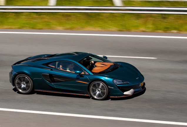 McLaren 570S