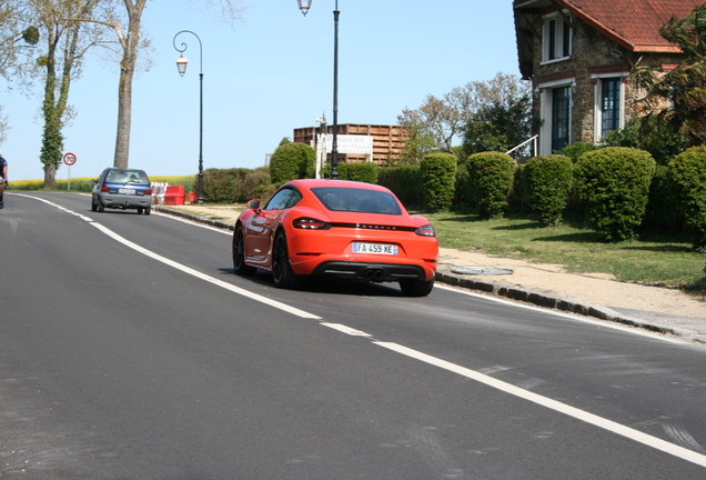 Porsche 718 Cayman S