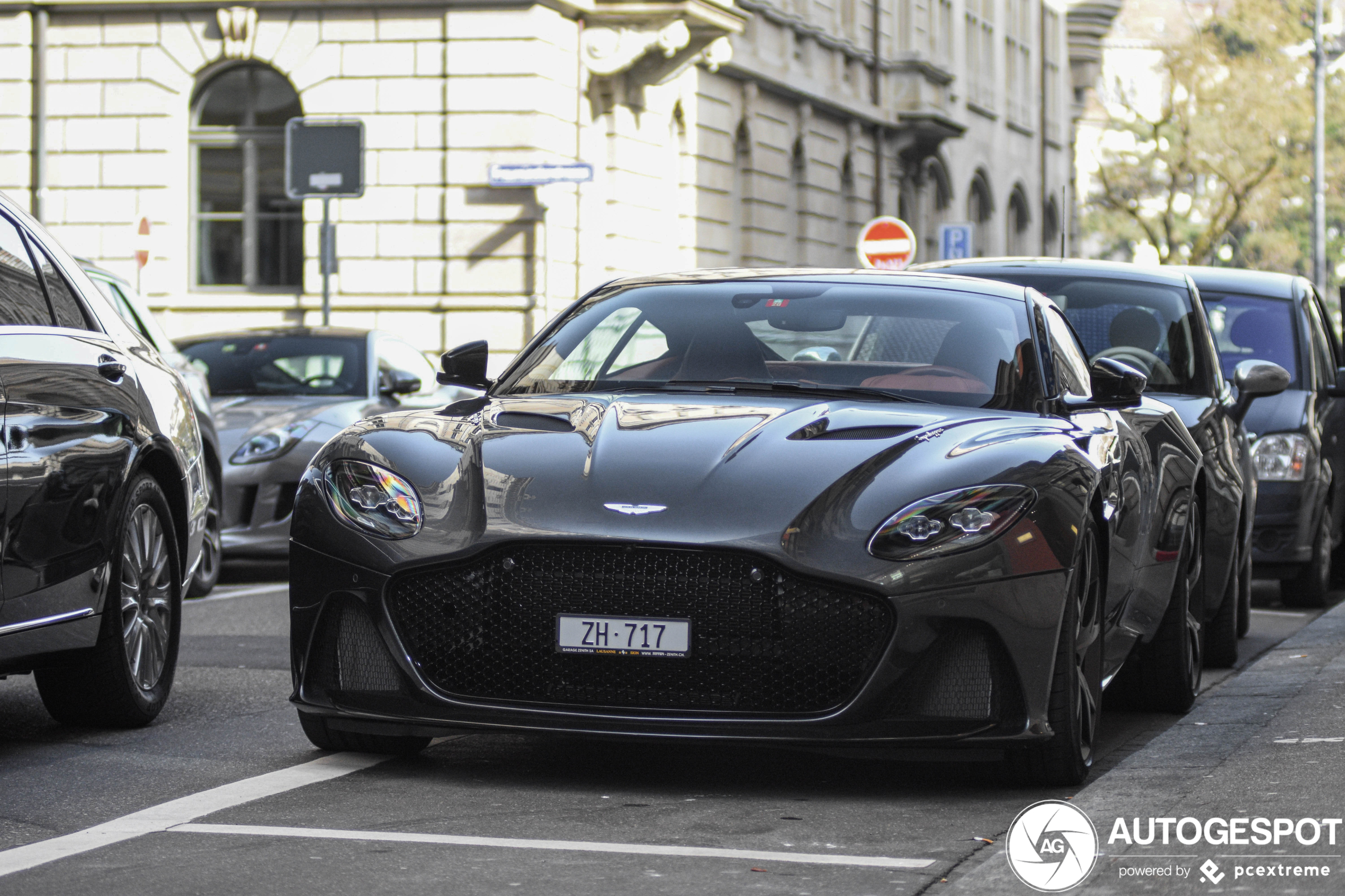 Aston Martin DBS Superleggera