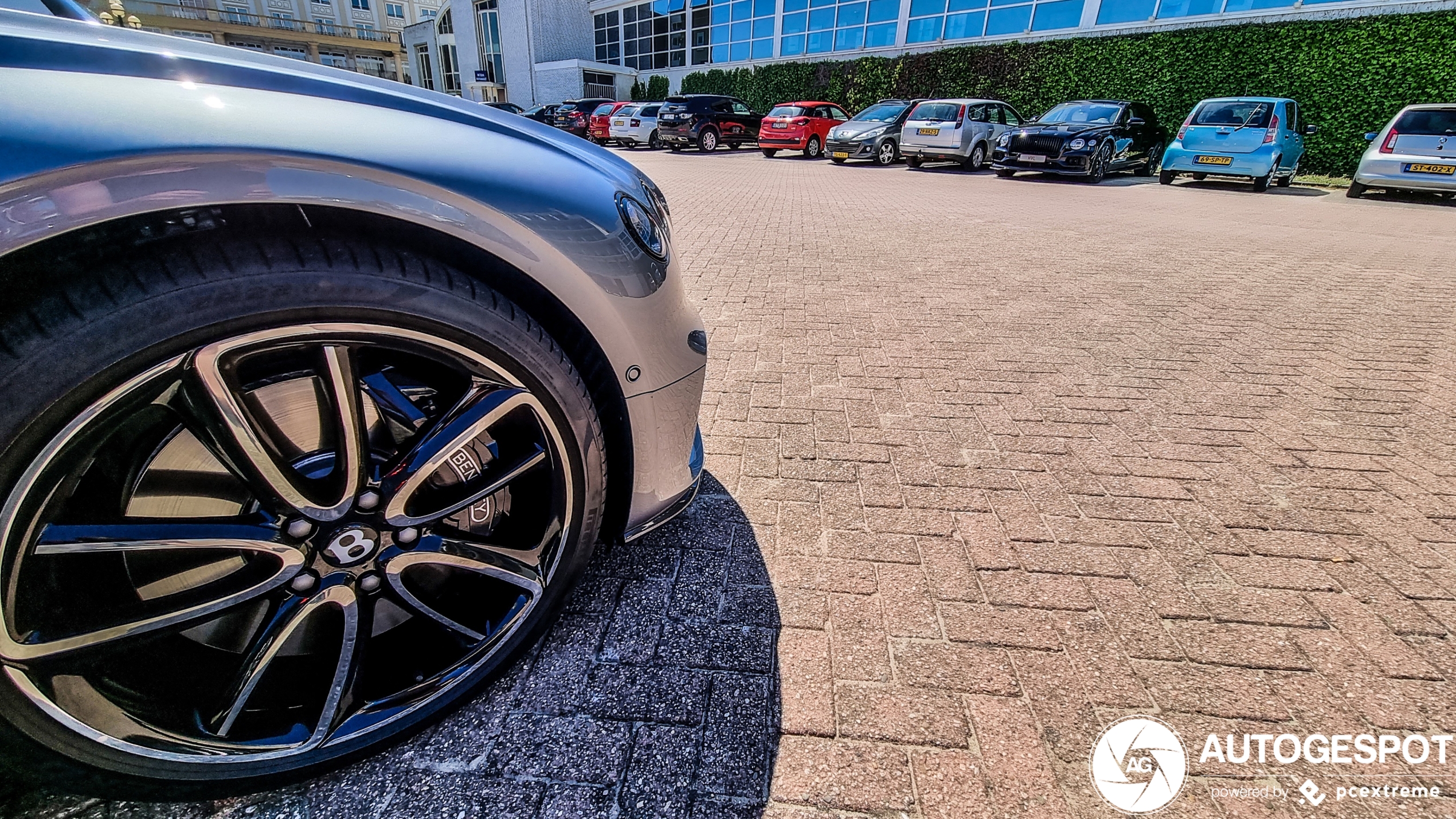 Bentley Continental GTC V8 2020