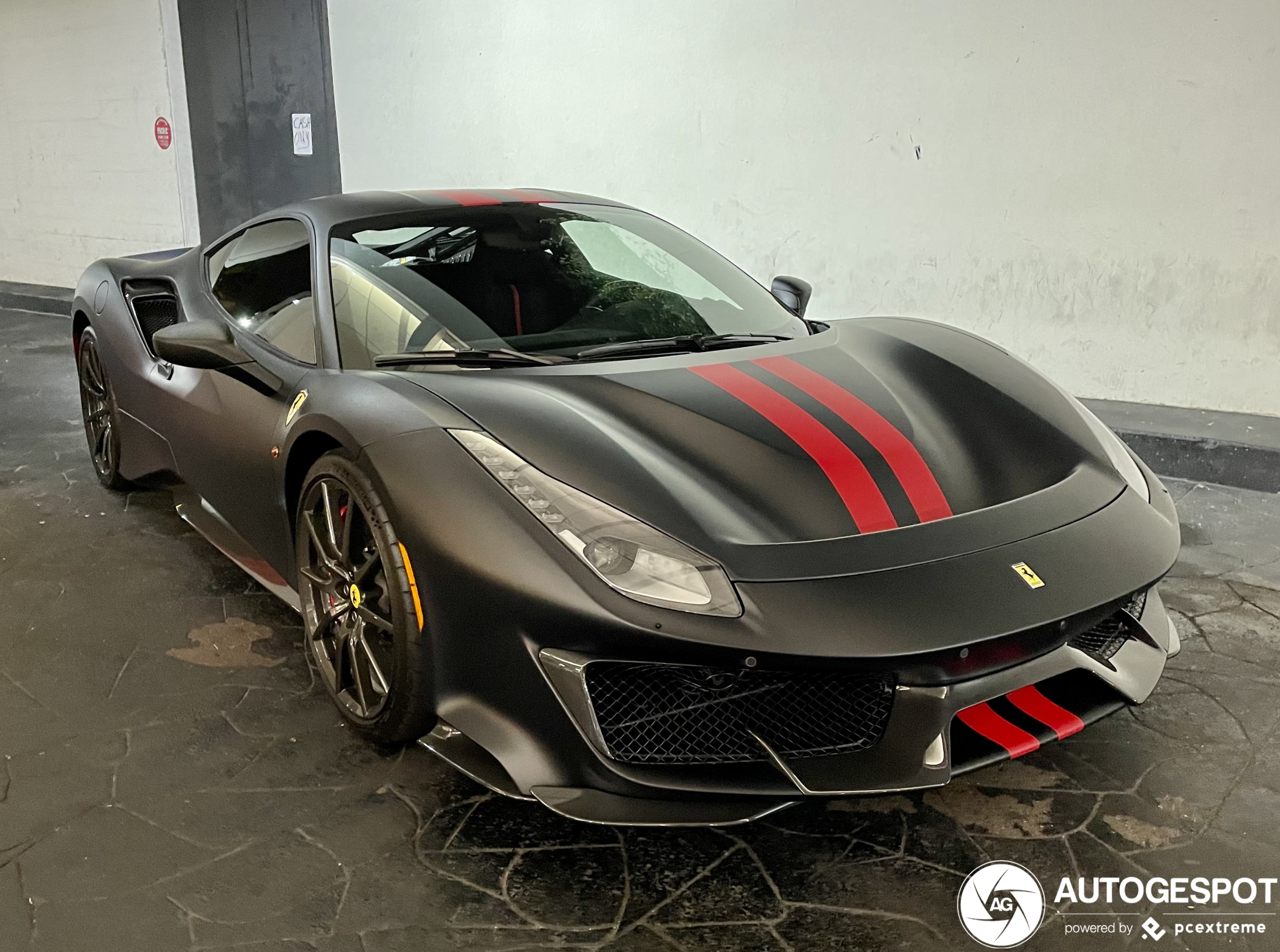 Ferrari 488 Pista