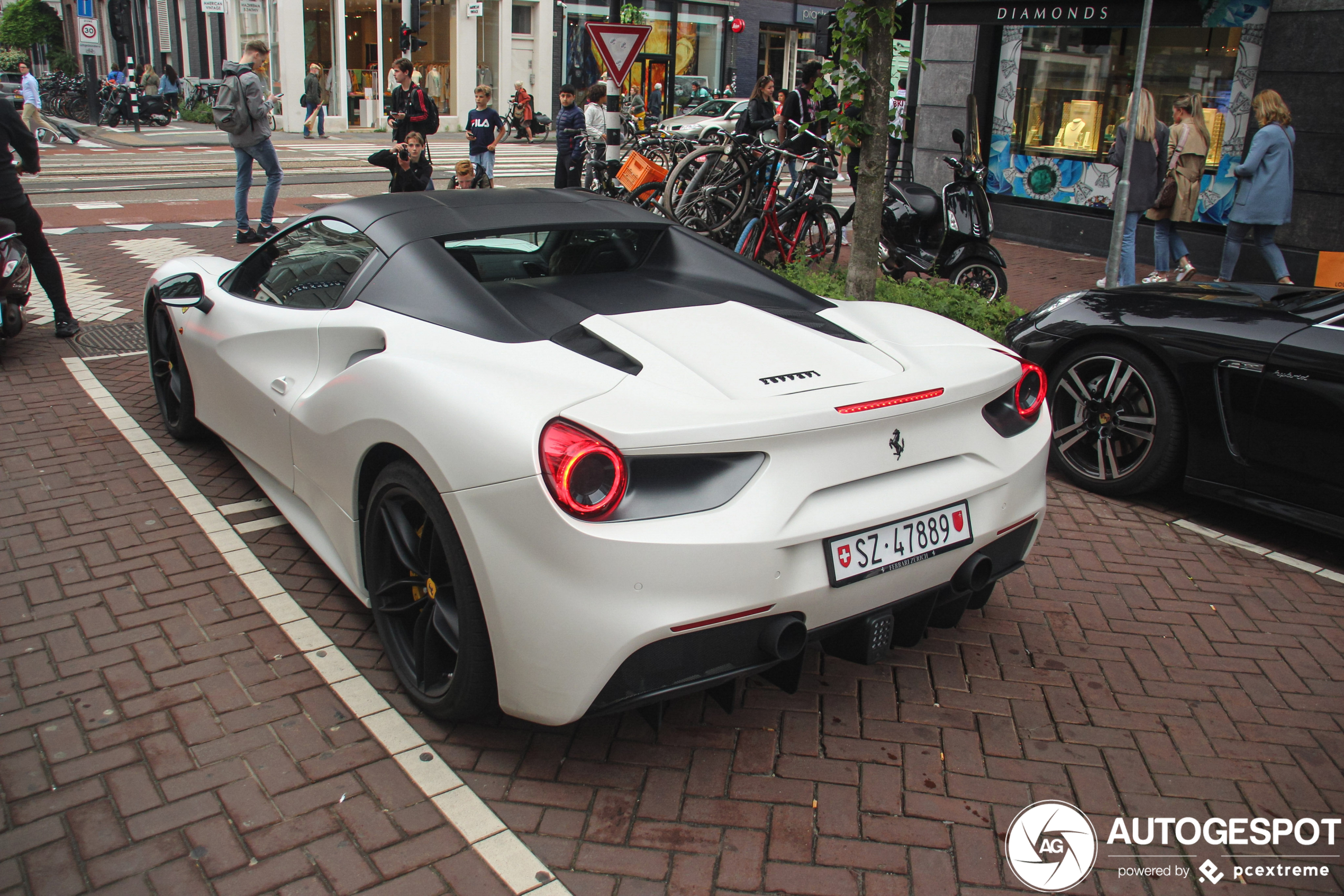 Ferrari 488 Spider