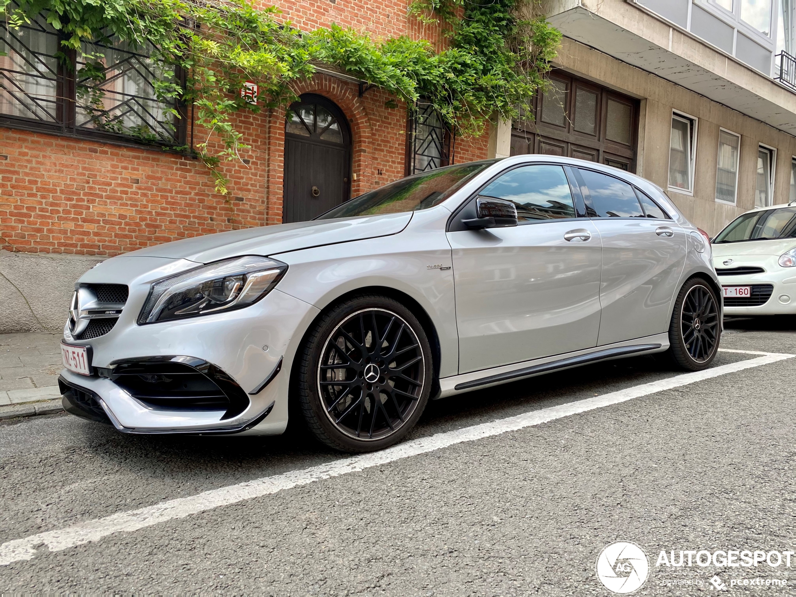 Mercedes-AMG A 45 W176 2015