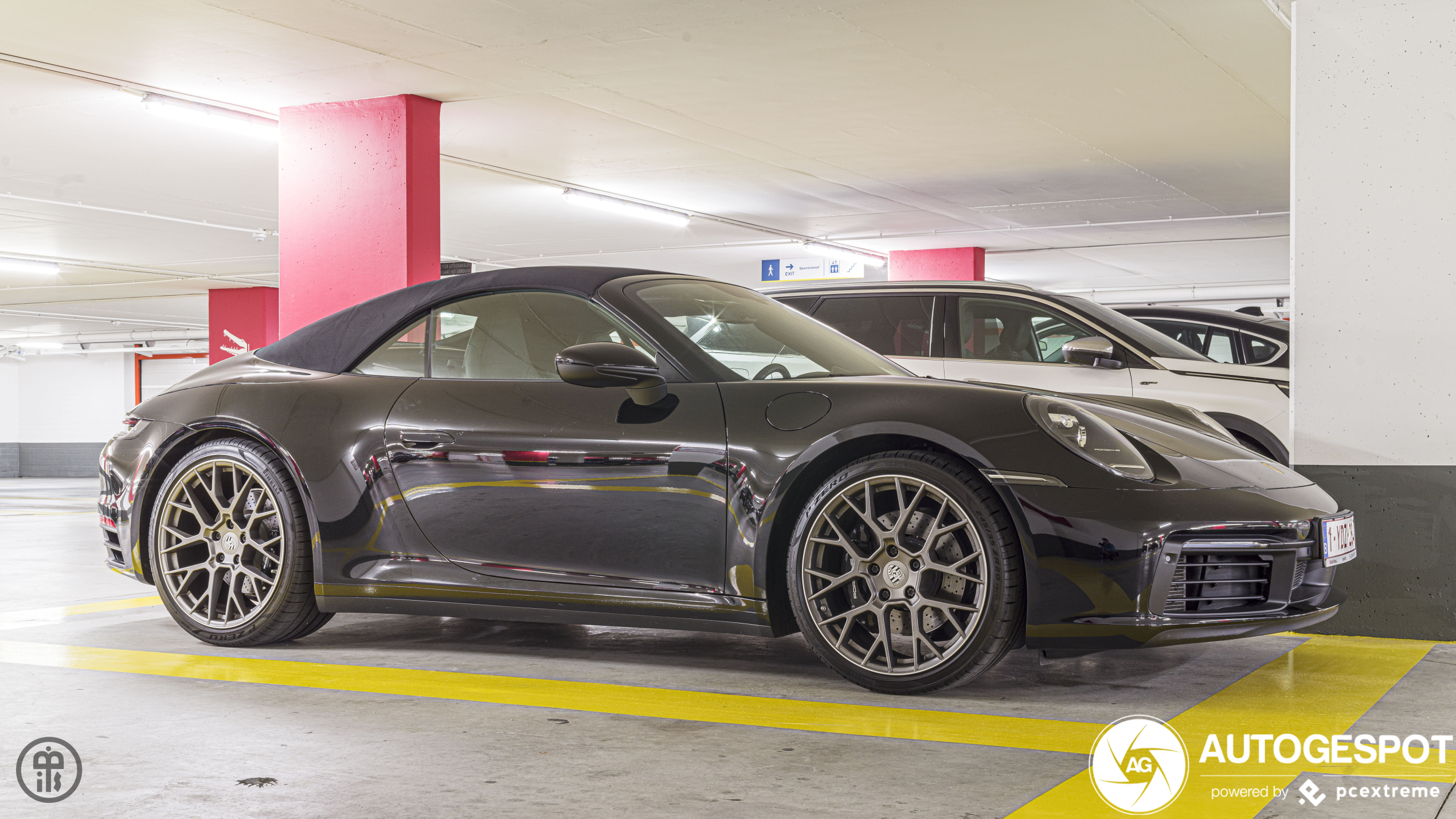 Porsche 992 Carrera 4S Cabriolet