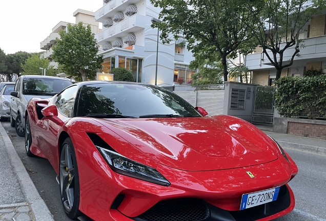 Ferrari F8 Tributo