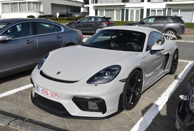 Porsche 718 Cayman GT4