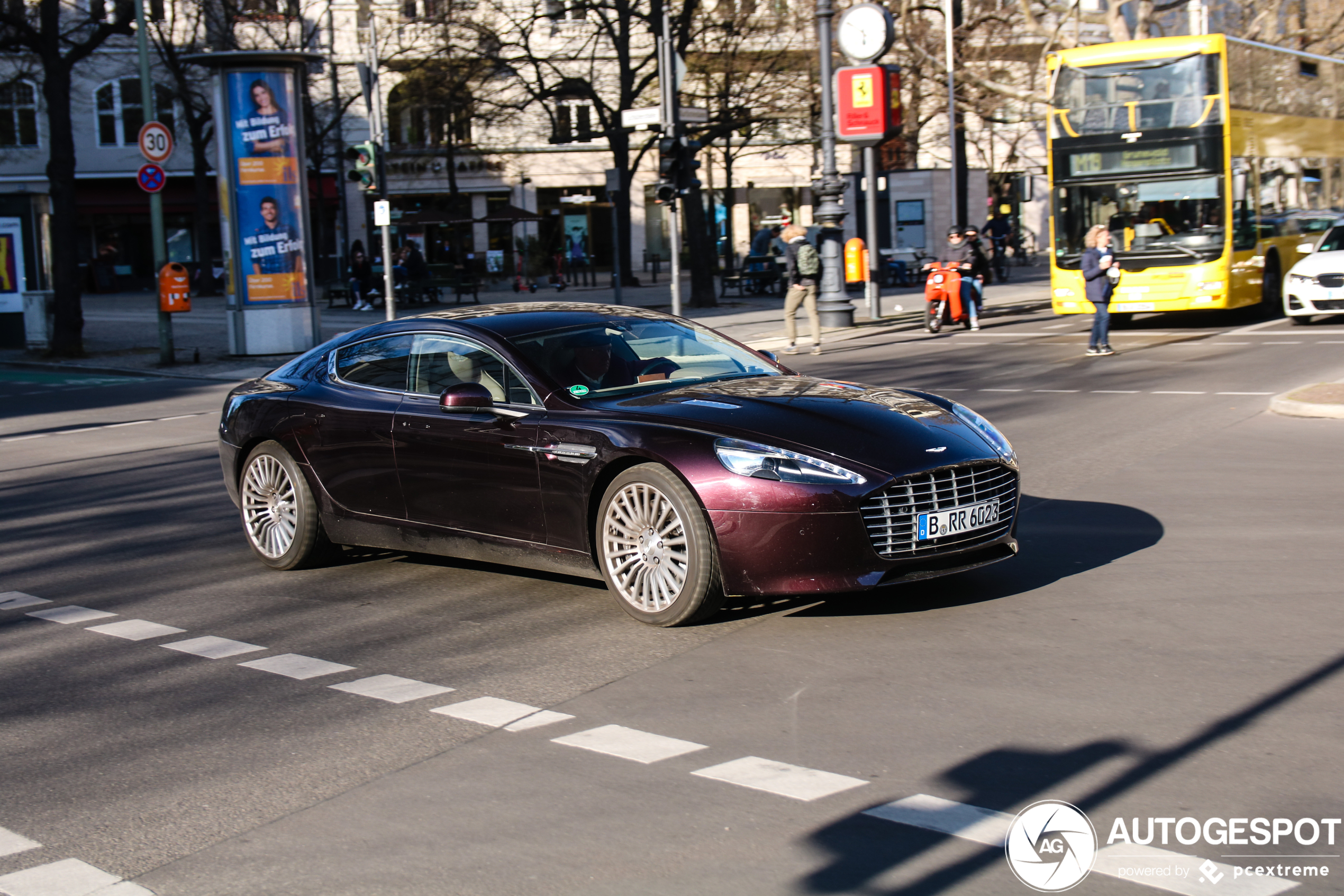 Aston Martin Rapide S