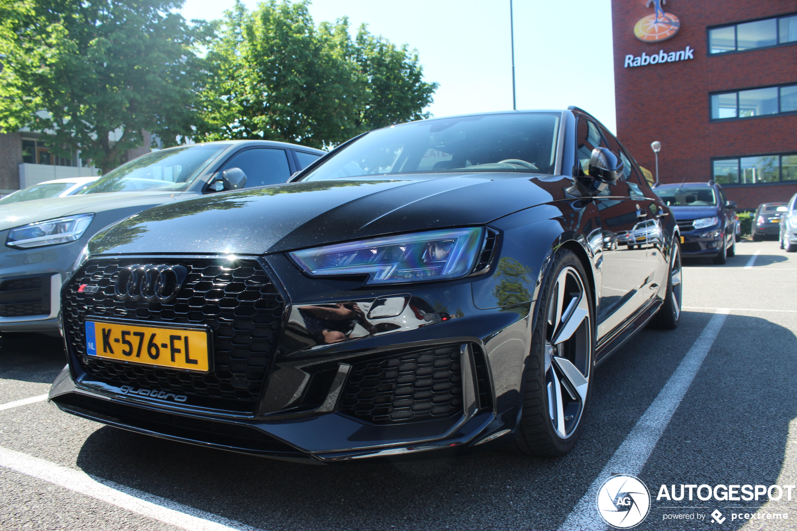 Audi RS4 Avant B9